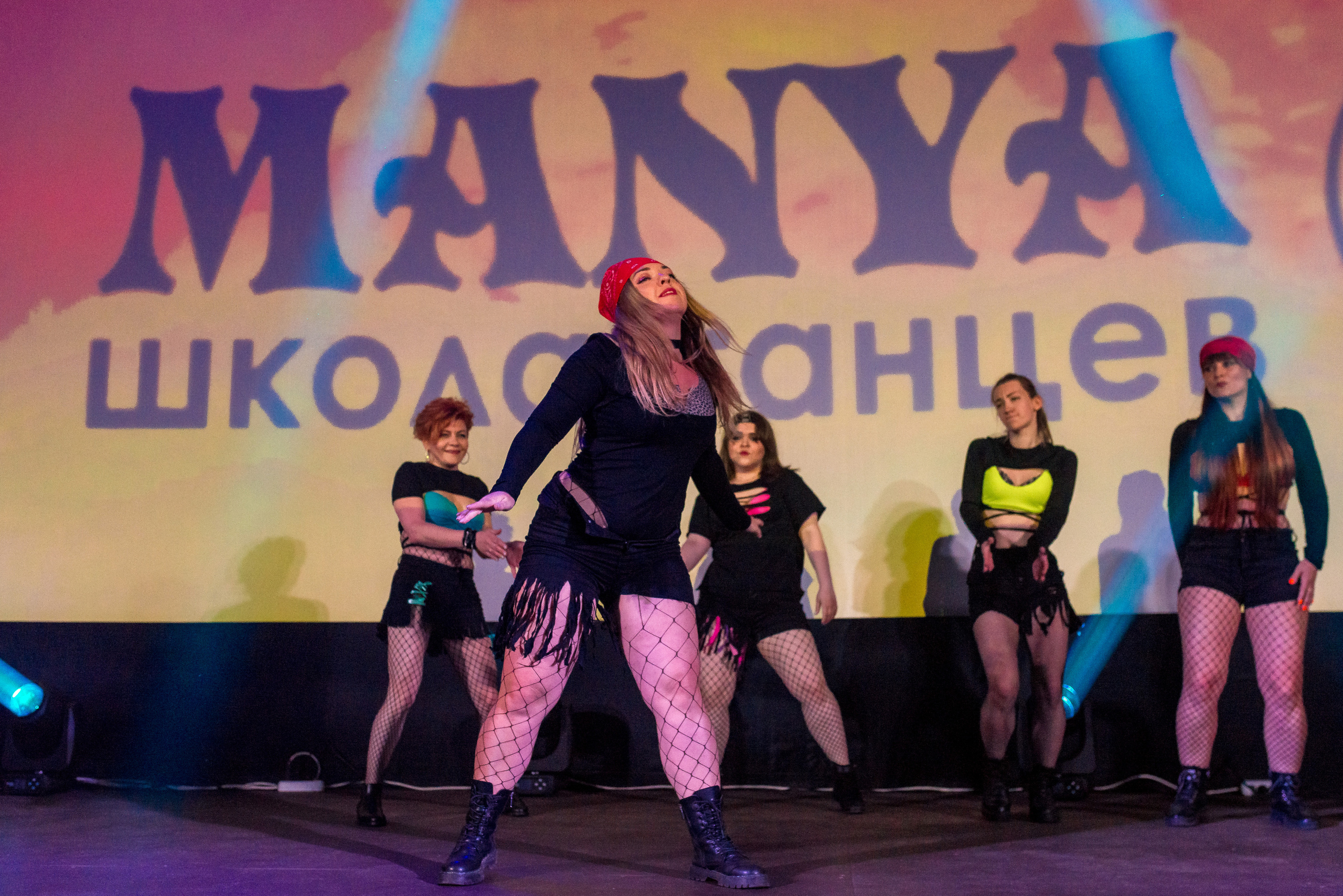 Отчётный концерт школа танцев МАНЯ. Женский фотограф Крещение Венчание Москва Брянск