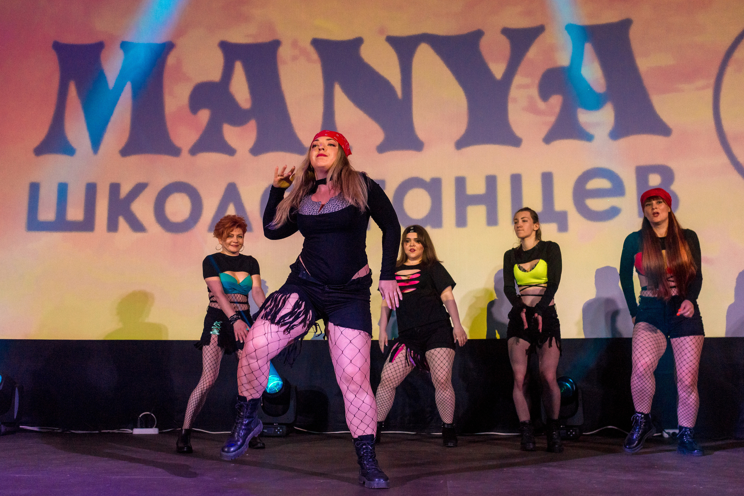 Отчётный концерт школа танцев МАНЯ. Женский фотограф Крещение Венчание Москва Брянск