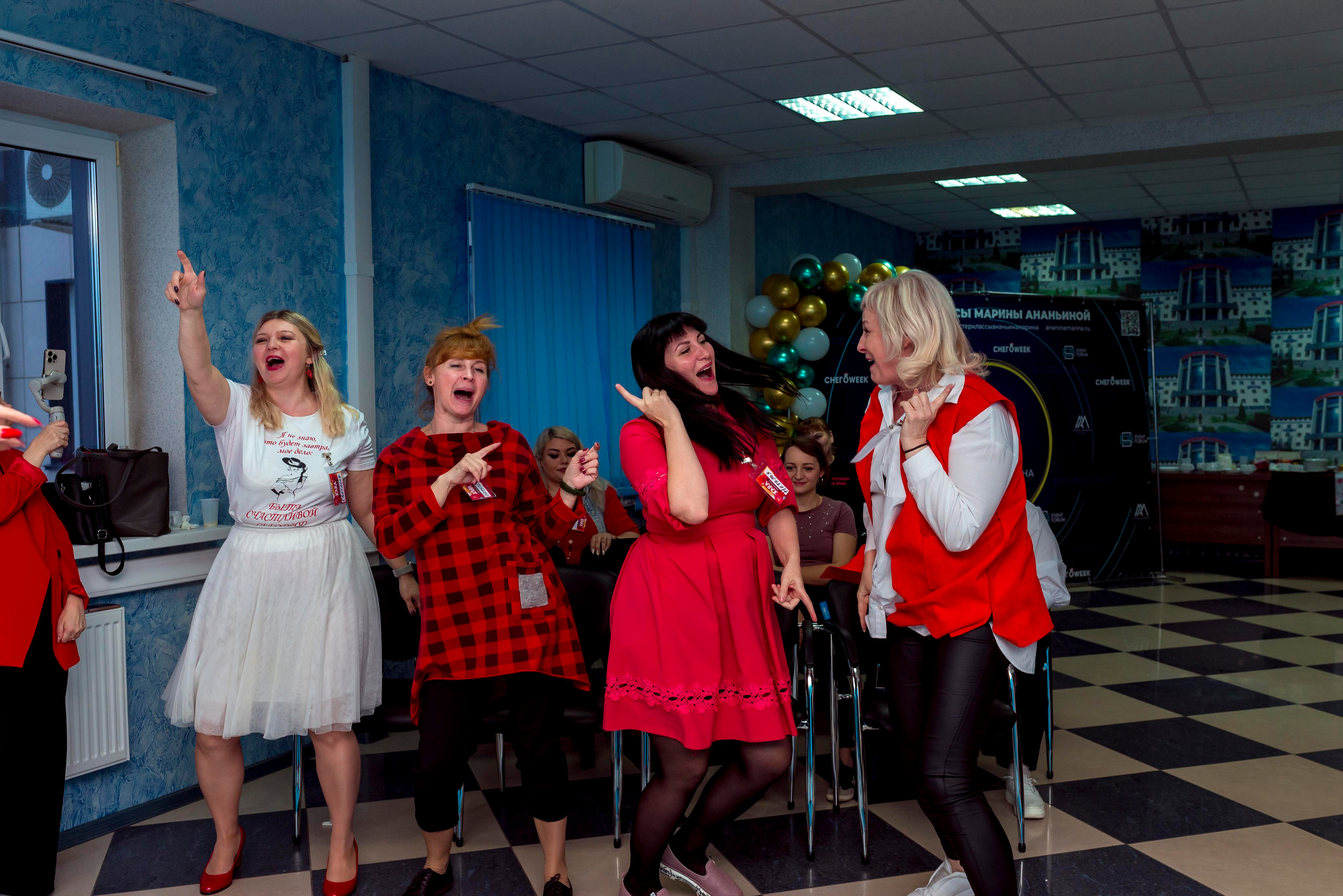 М. К. Марины Ананьиной " ЖАРА» для ведущих и шоуменов. Женский фотограф Крещение Венчание Москва Брянск