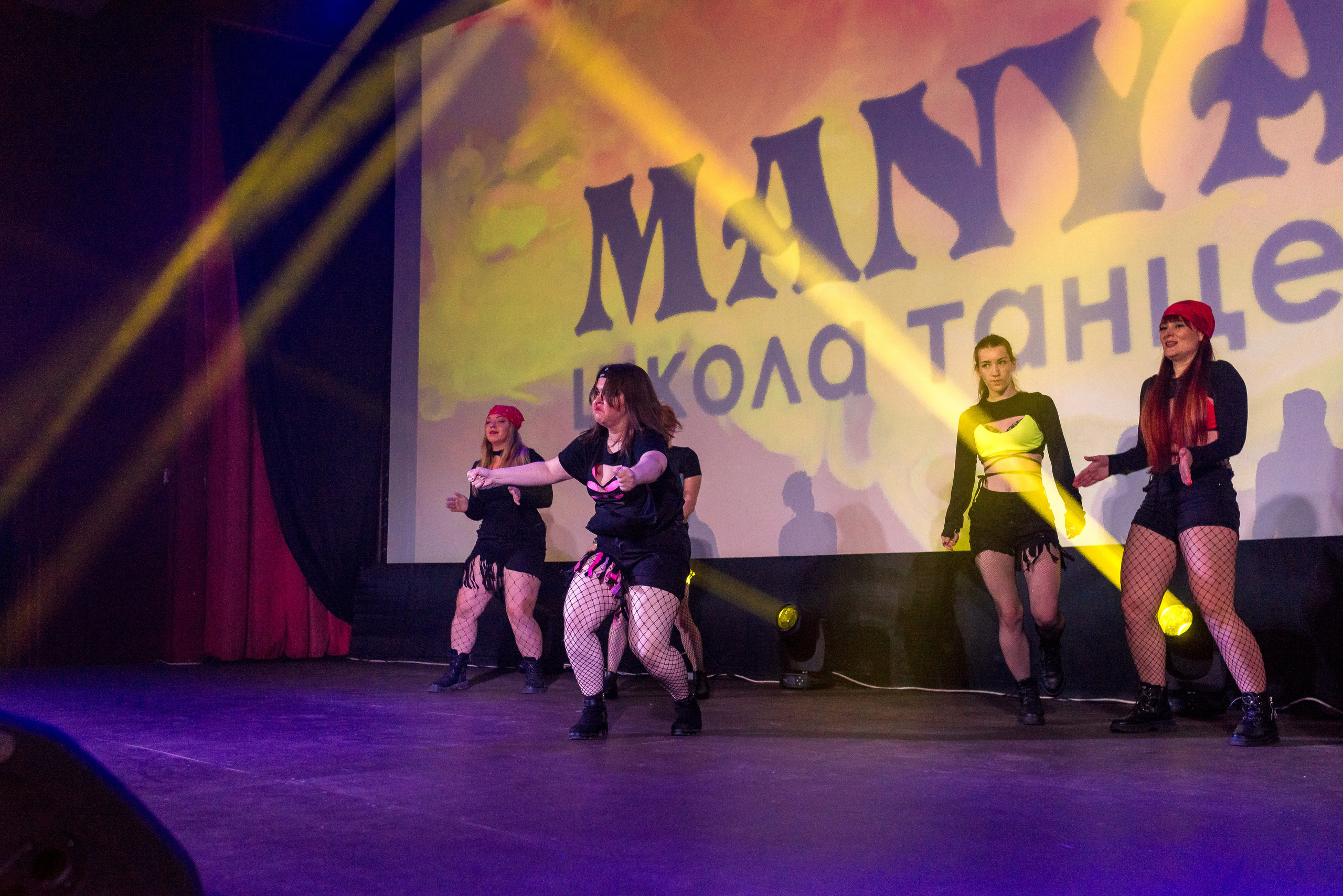 Отчётный концерт школа танцев МАНЯ. Женский фотограф Крещение Венчание Москва Брянск