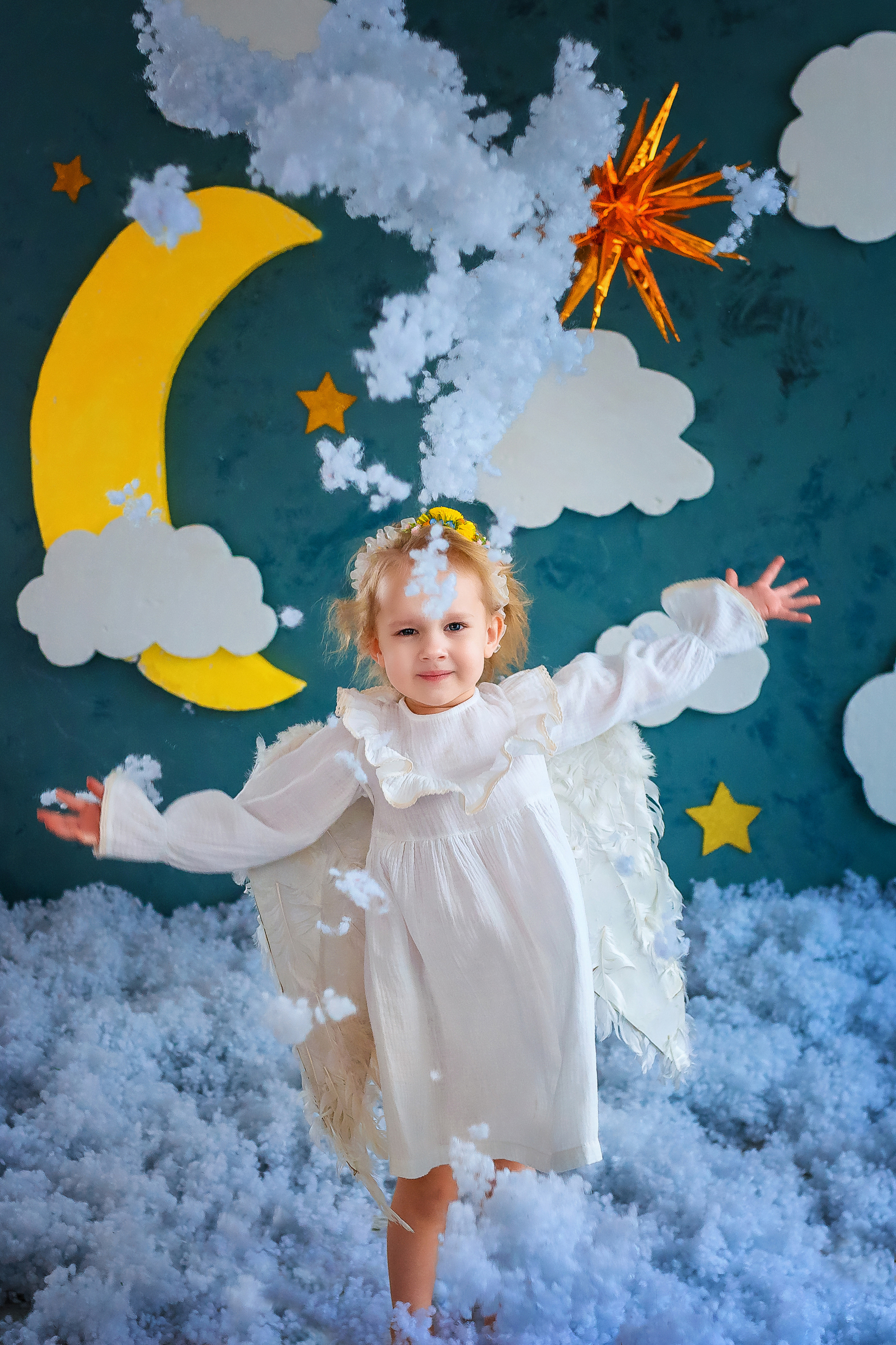 Ангел в облаках. Женский фотограф Крещение Венчание Москва Брянск