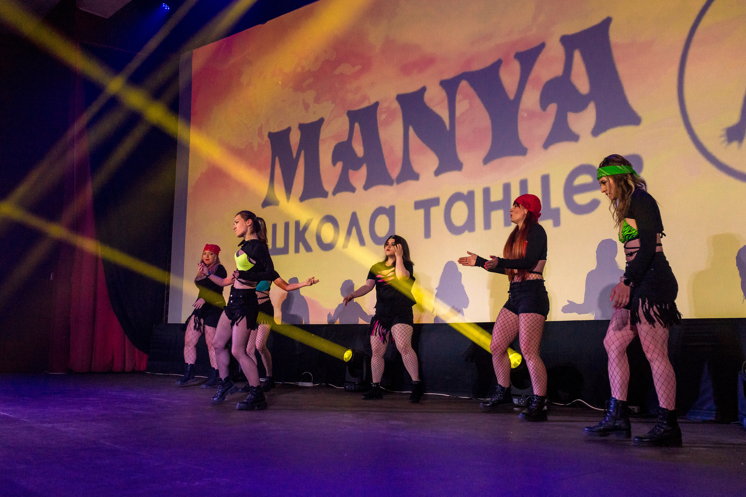 Отчётный концерт школа танцев МАНЯ. Женский фотограф Крещение Венчание Москва Брянск