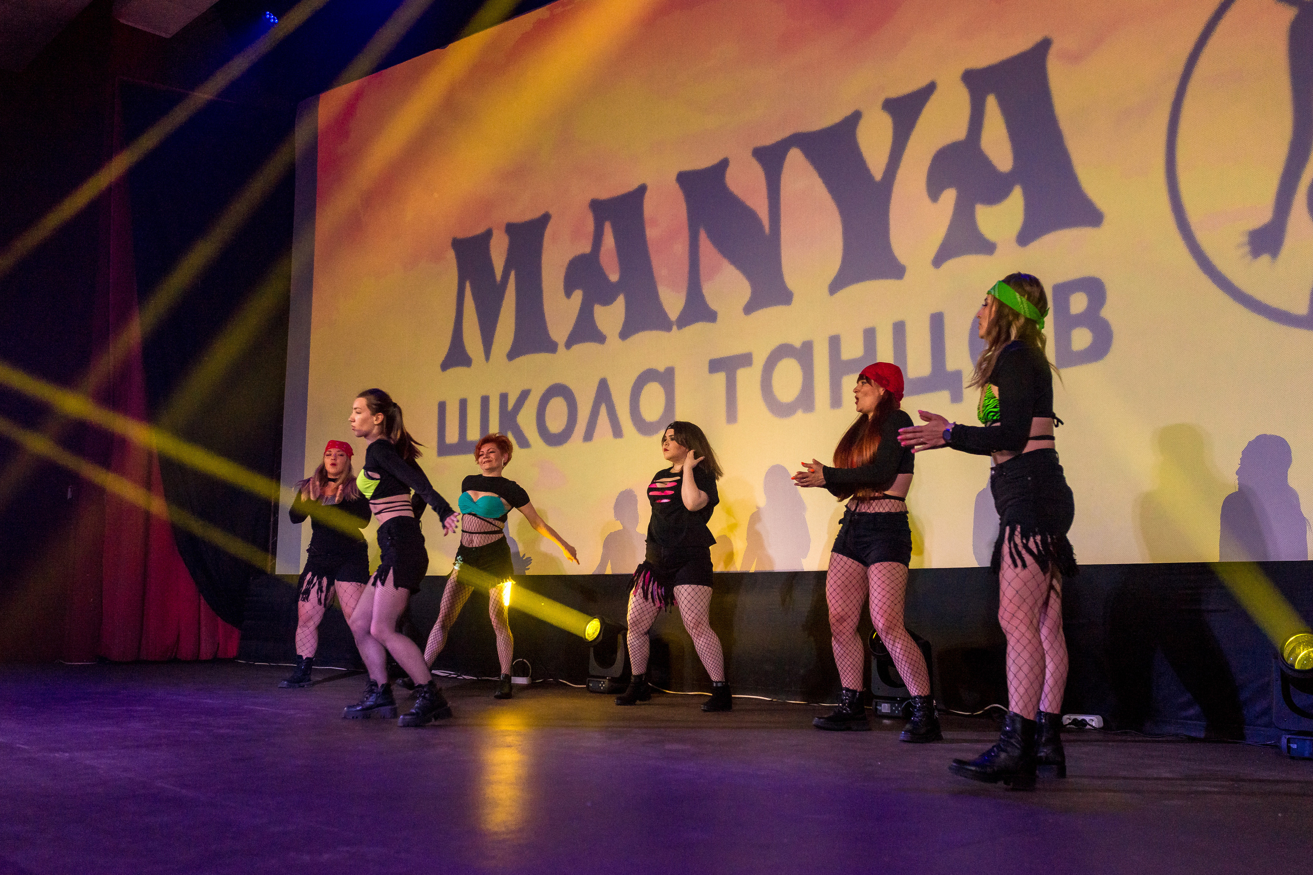 Отчётный концерт школа танцев МАНЯ. Женский фотограф Крещение Венчание Москва Брянск