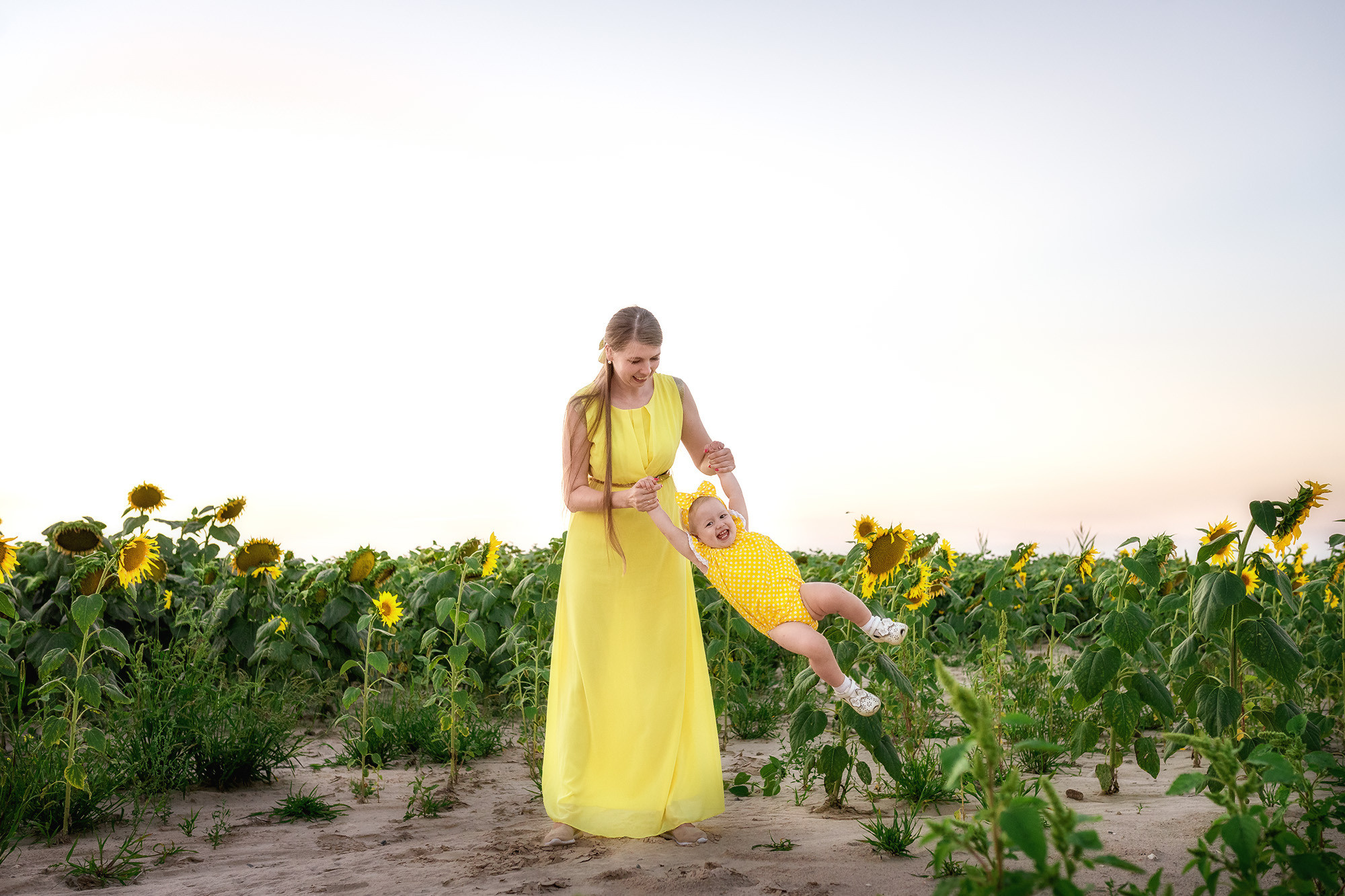 Подсолнухи. Женский фотограф Крещение Венчание Москва Брянск