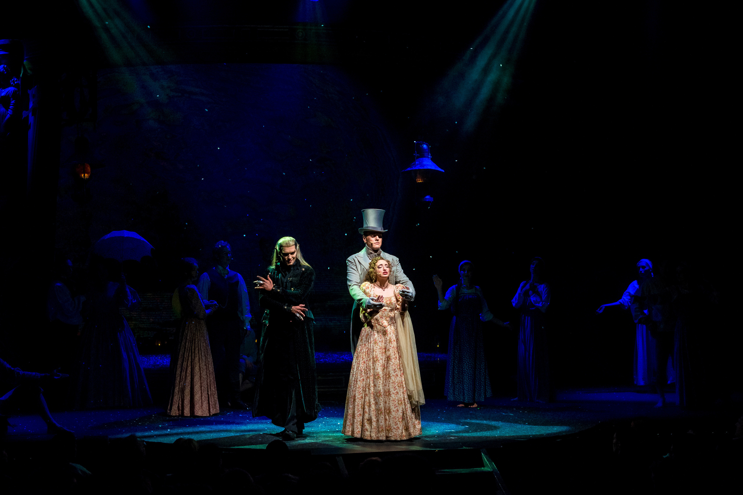 Демон Онегина ЛДМ. Женский фотограф Крещение Венчание Москва Брянск