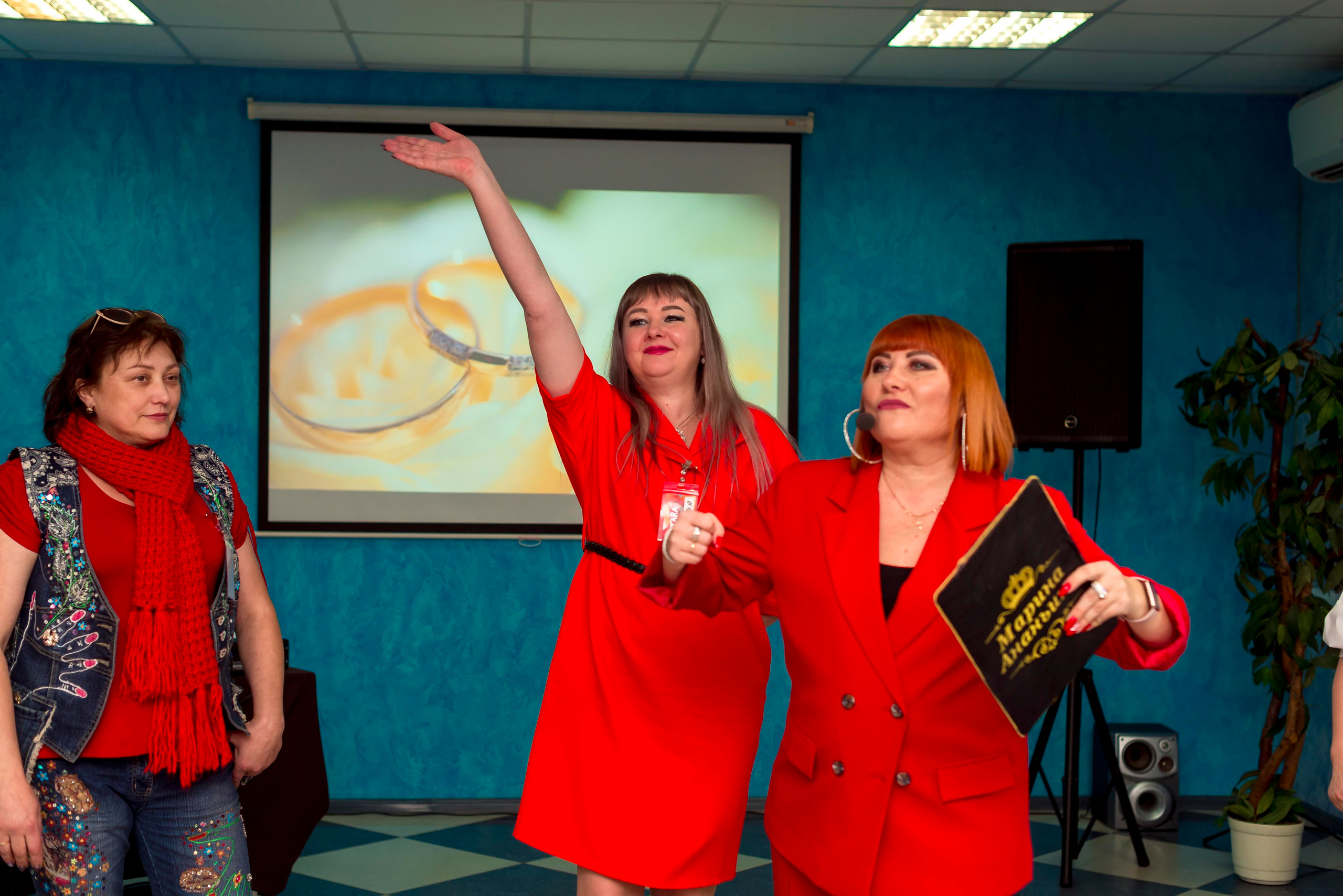 М. К. Марины Ананьиной " ЖАРА» для ведущих и шоуменов. Женский фотограф Крещение Венчание Москва Брянск