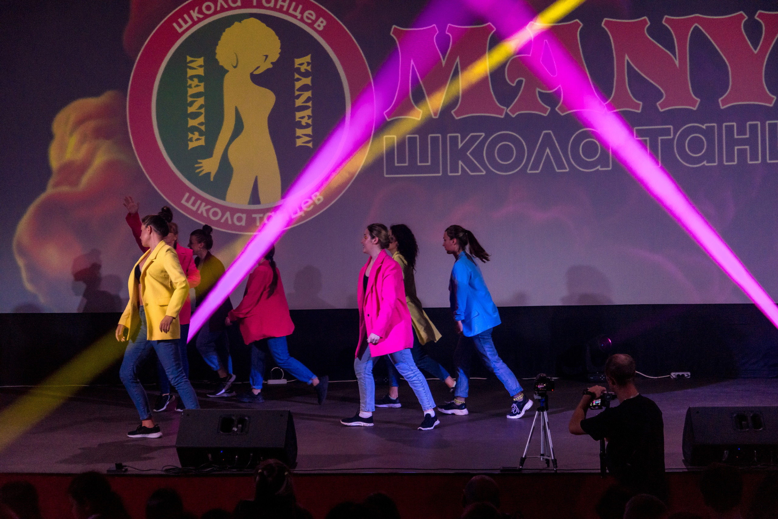 Отчётный концерт школа танцев МАНЯ. Женский фотограф Крещение Венчание Москва Брянск