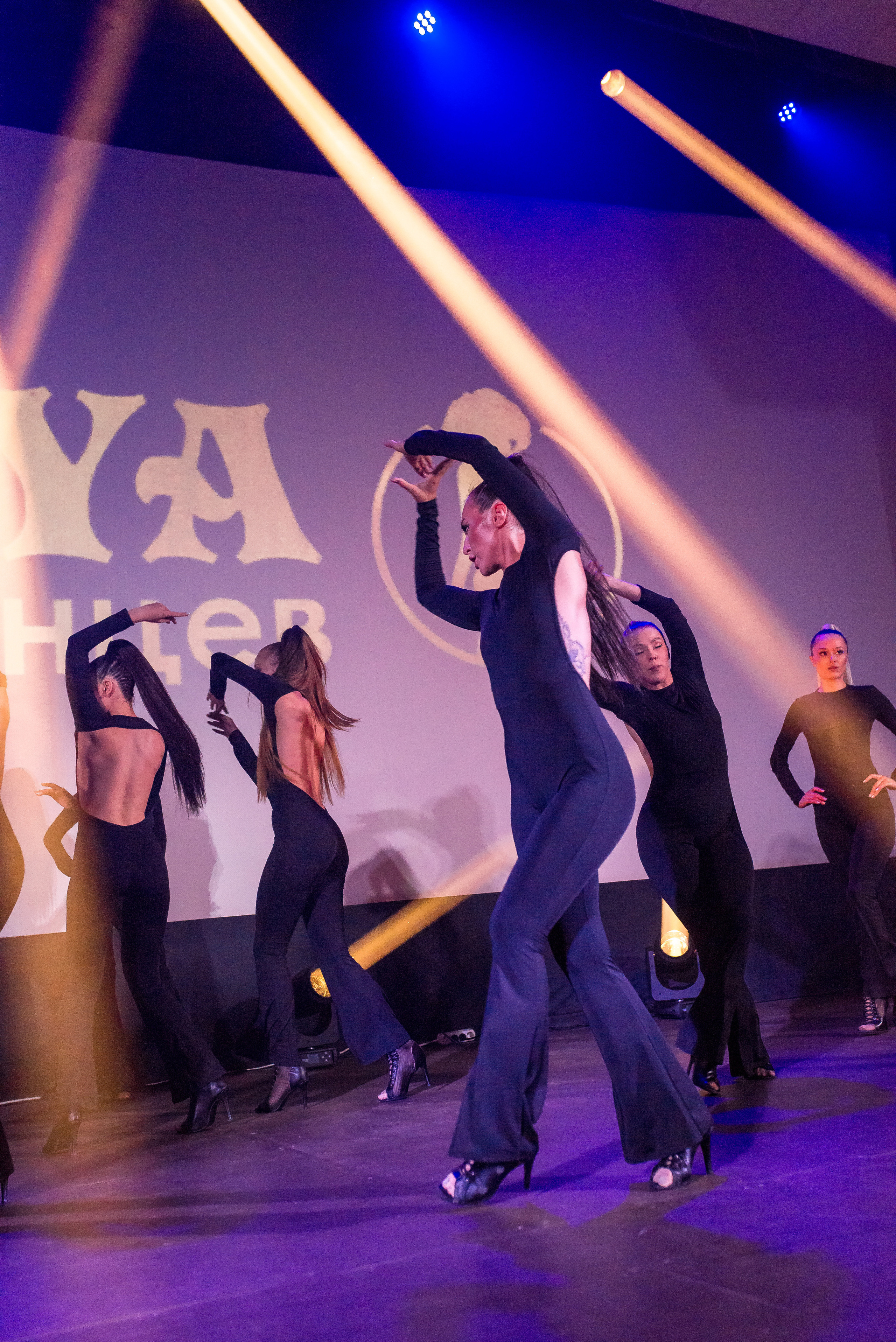 Отчётный концерт школа танцев МАНЯ. Женский фотограф Крещение Венчание Москва Брянск