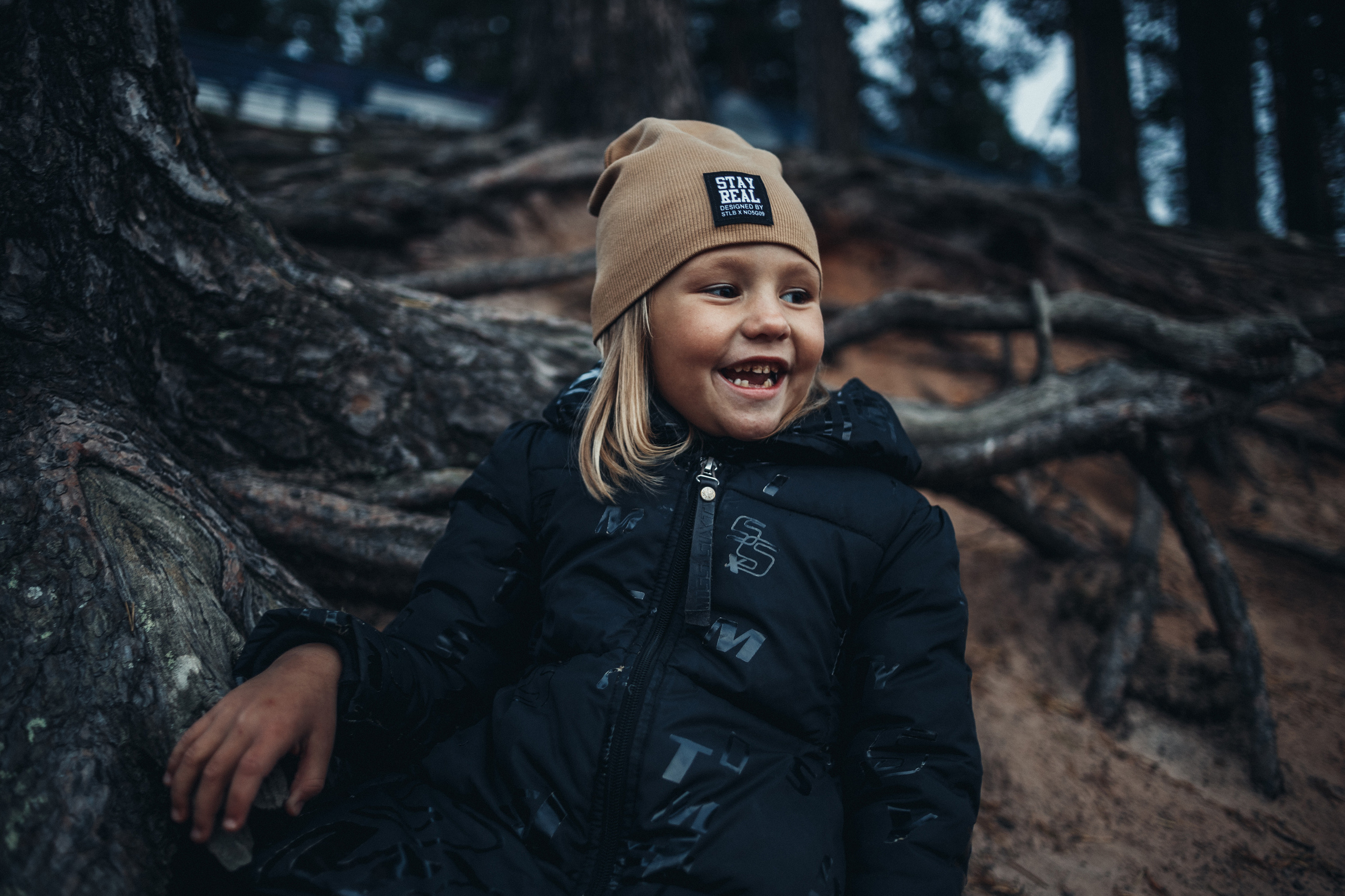 И слышатся шаги ходульных сосен. Фотограф в Санкт-Петербурге Вера Сивенкова
