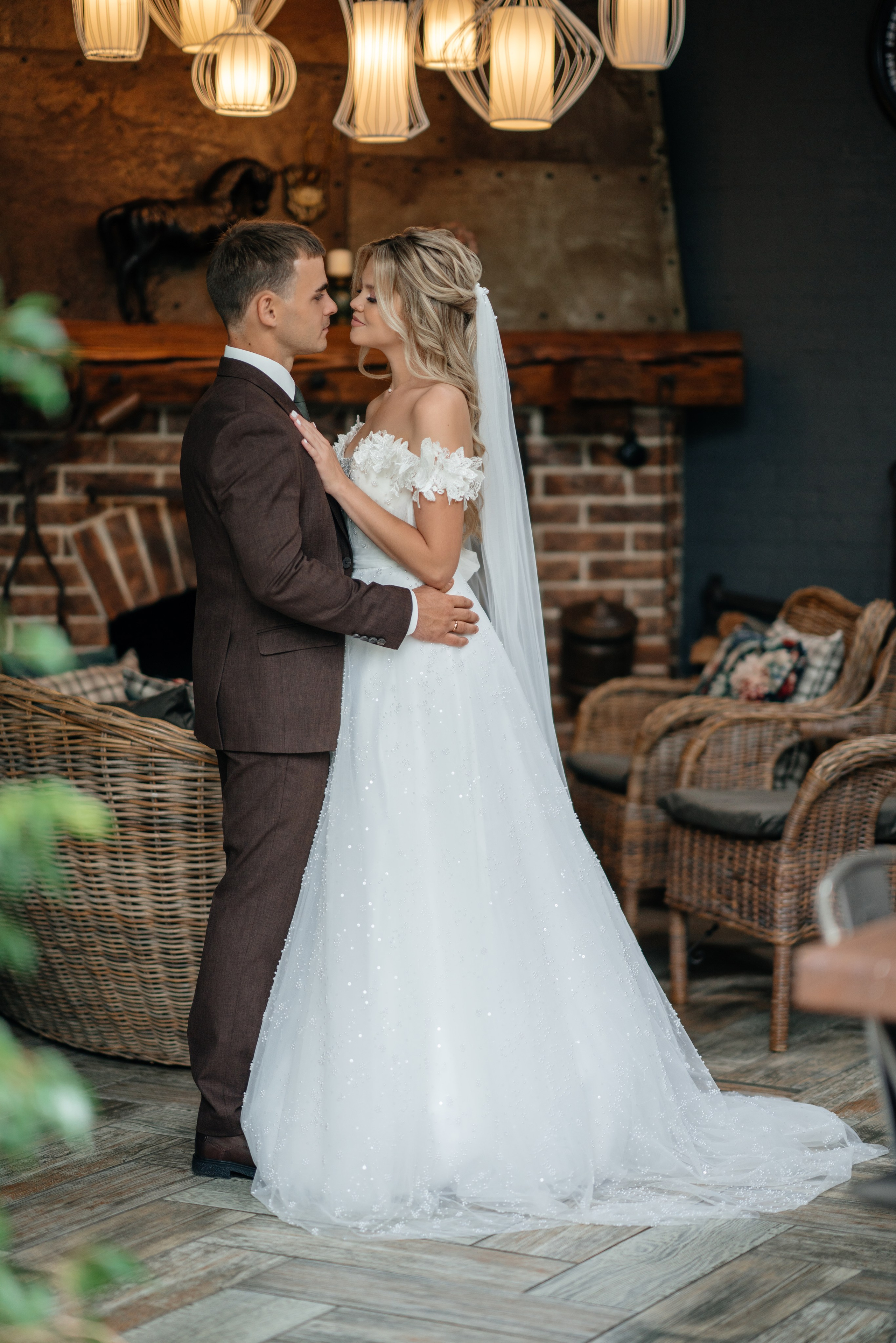 Свадебная прогулка в Теплице Власенко. Свадебный и семейный фотограф Надежда Соловьева