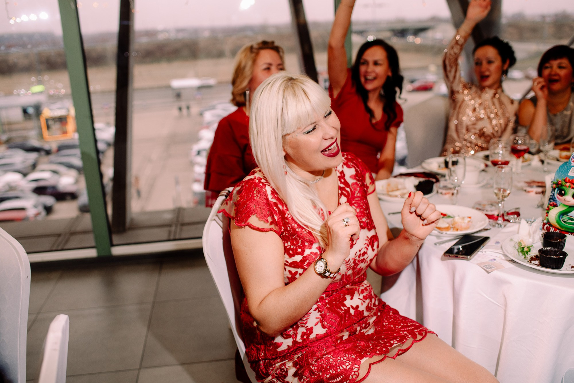 Новогодний завтрак в платьях. Семейный и свадебный фотограф в Рязани Лиза Голованова