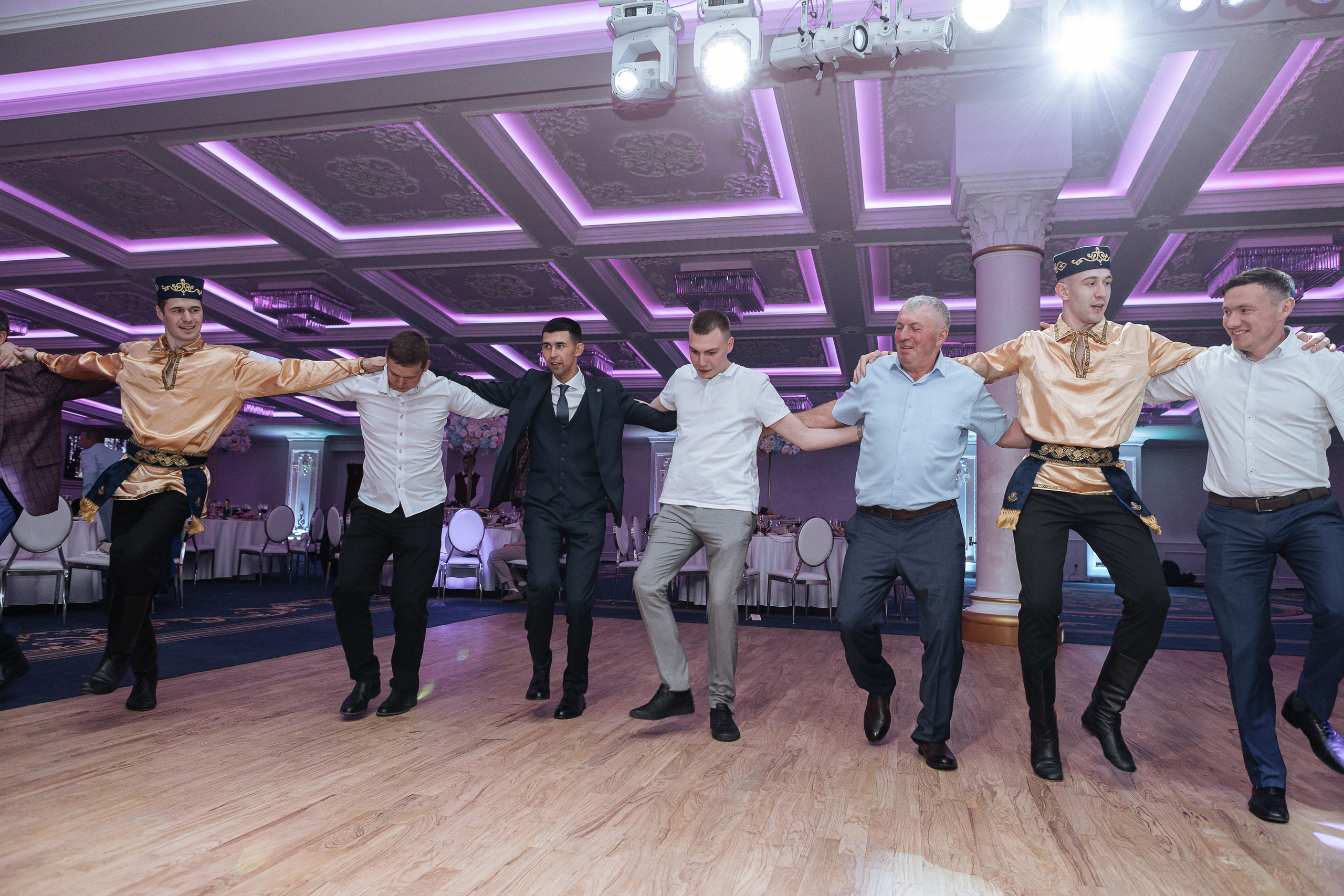 Банкет В «Триумф». Фотограф Нелля Кадикина