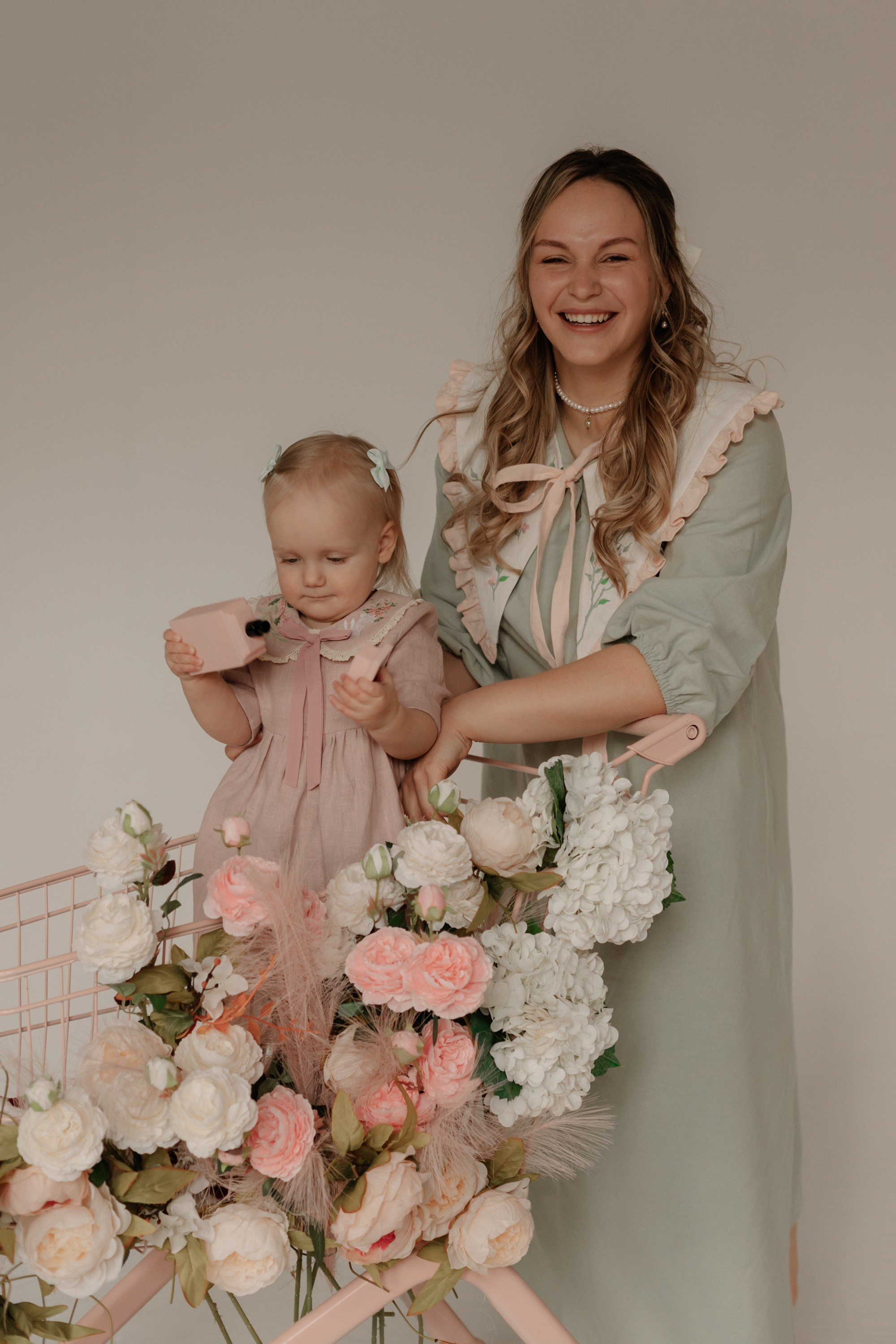 Семейная фотосессия жуковский, семейная фотосессия раменское, фотограф. Свадебный фотограф Москва. Семейный фотограф. Предметная съемка, съемка одежды