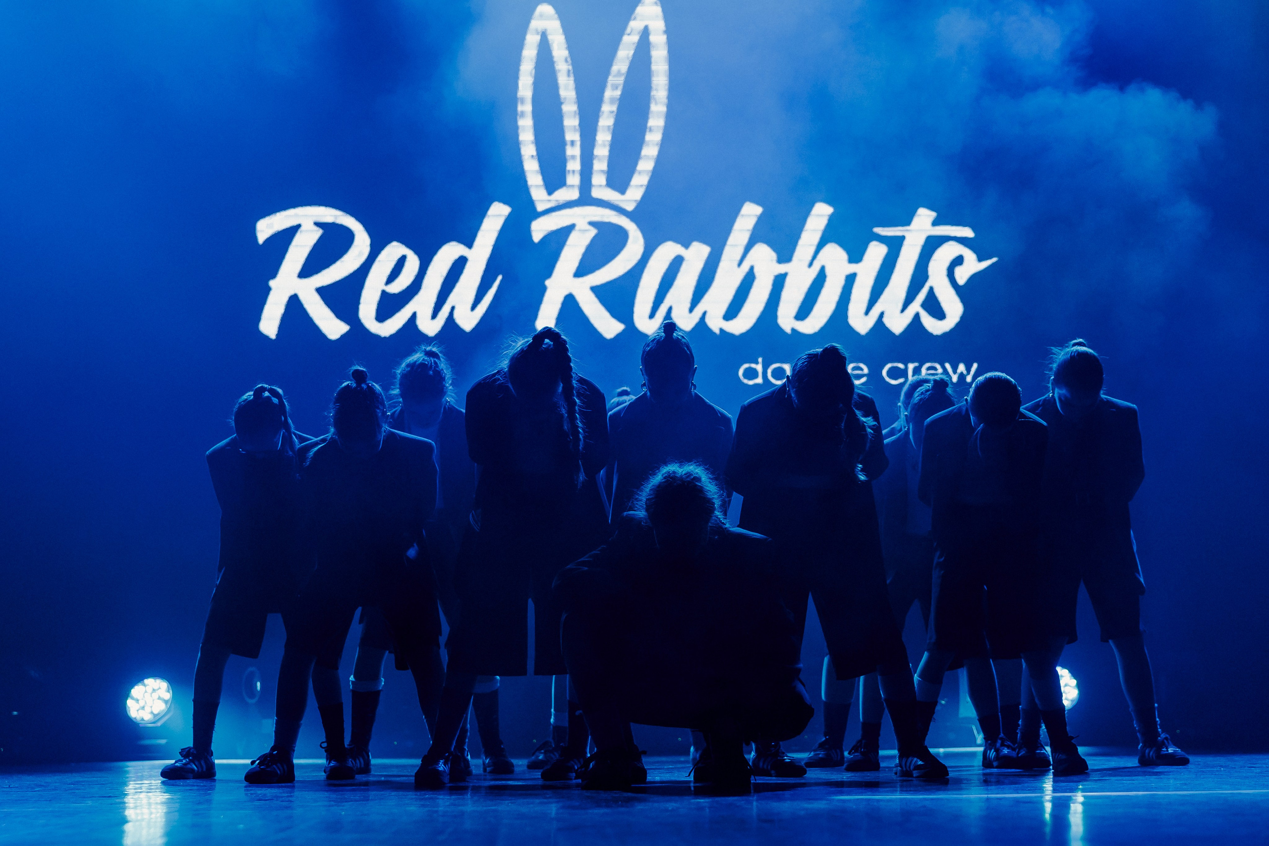 Отчётный концерт танцевальной школы «Red Rabbits» 2025. Лёшка Варзегов — фотограф
