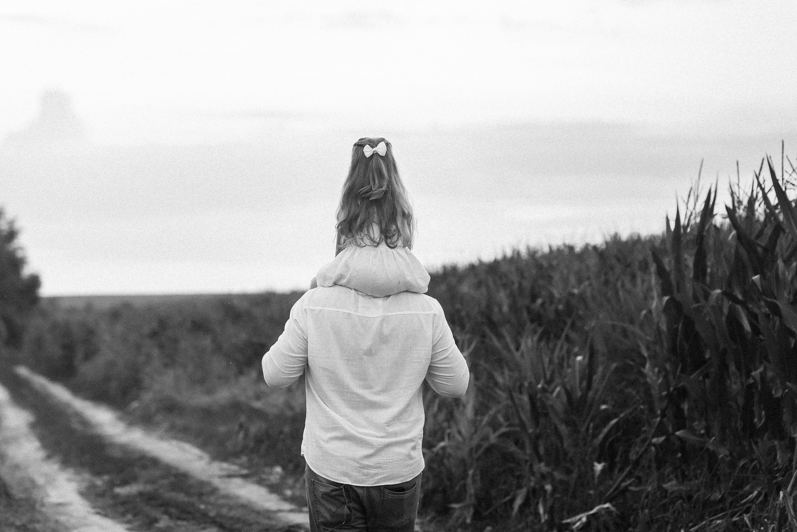 Иван Наталья и девчонки. Римма Гусакова. Выпускные фотокниги. Детские и семейные фотосессии