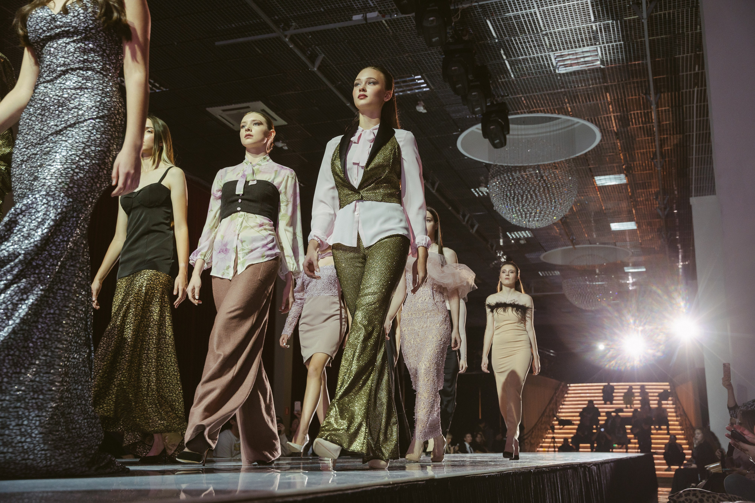 Fashion показ коллекций дизайнеров (всероссийский). Свадебный, репортажный, семейный фотограф Елена Брюхова