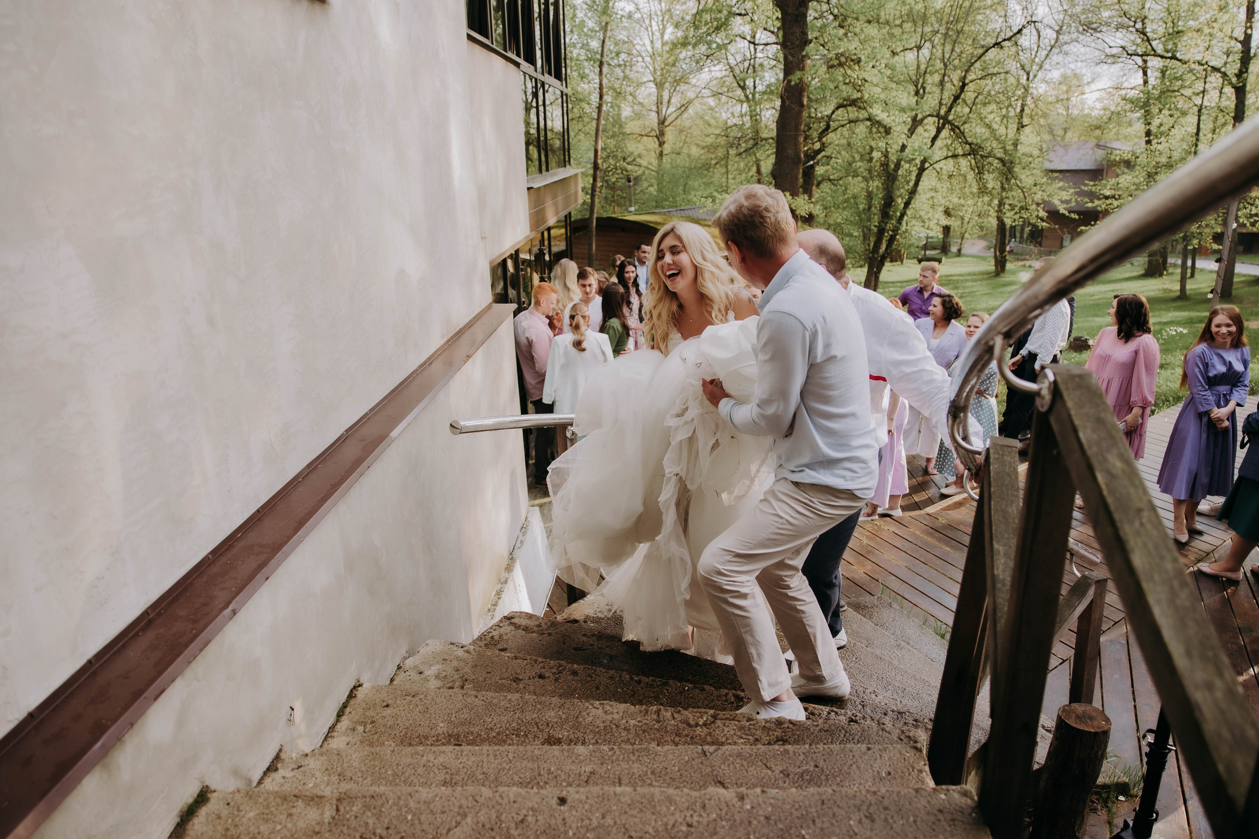 Жаркий тусич. Галерея