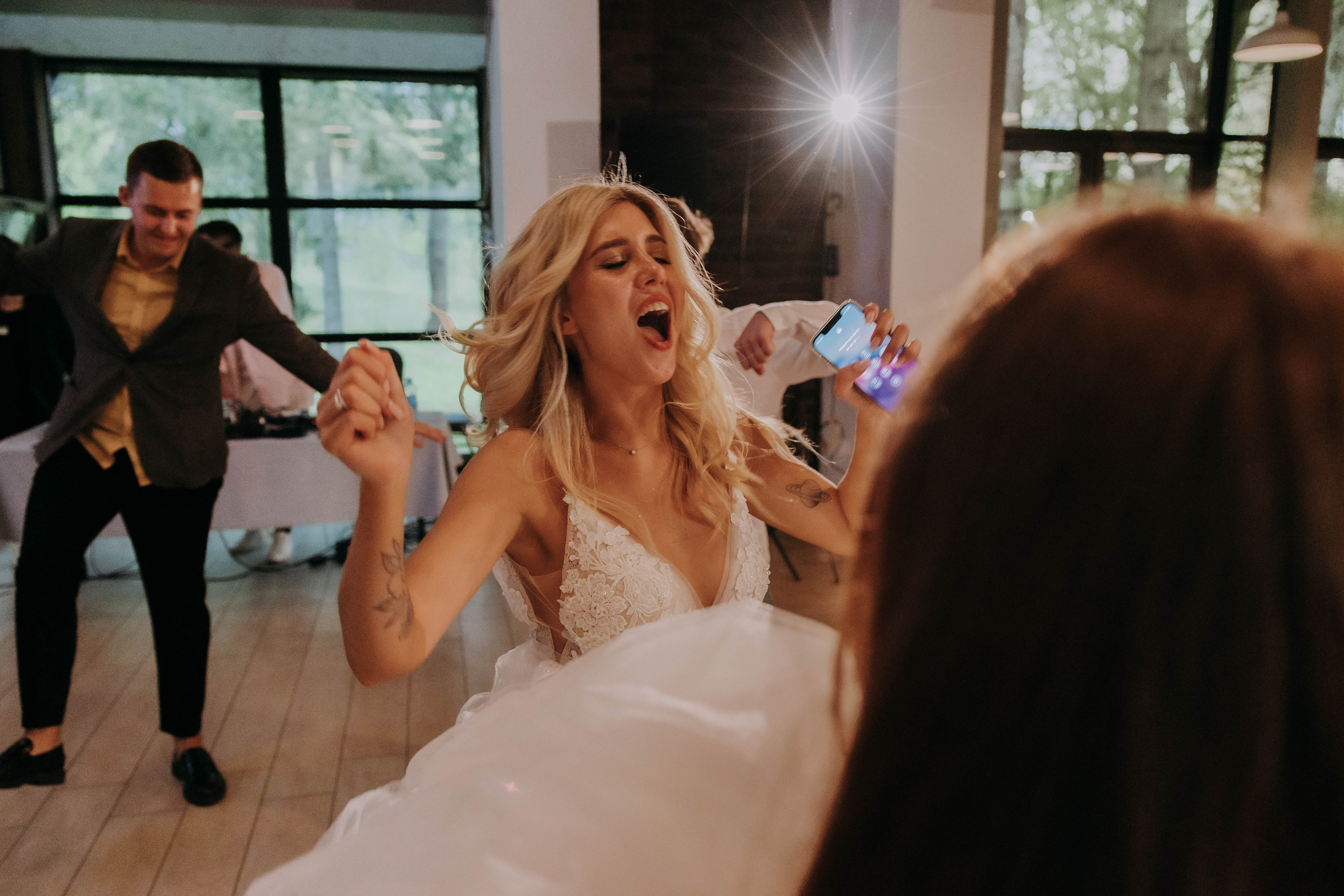 Жаркий тусич. Галерея