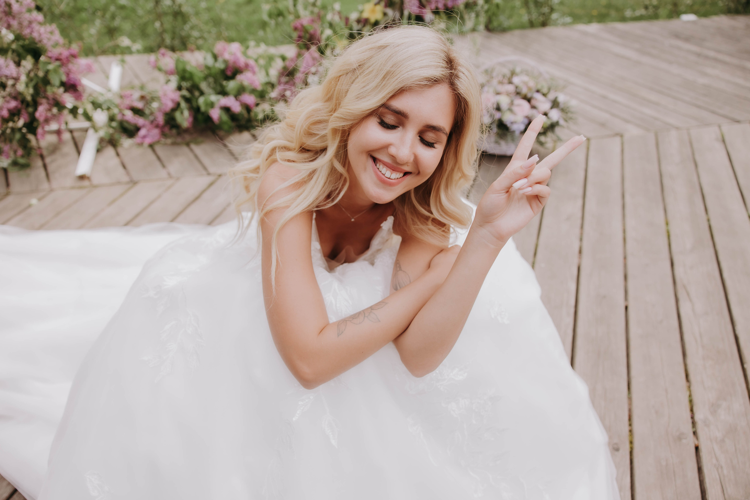 Жаркий тусич. Галерея