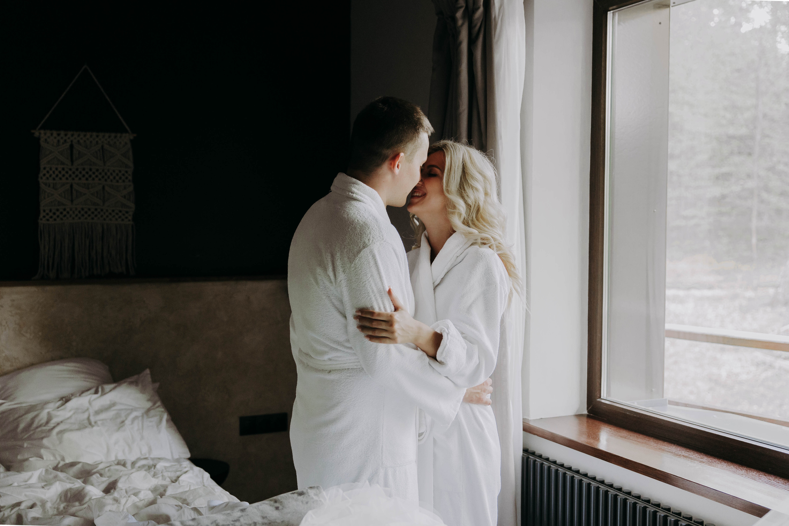 Жаркий тусич. Галерея