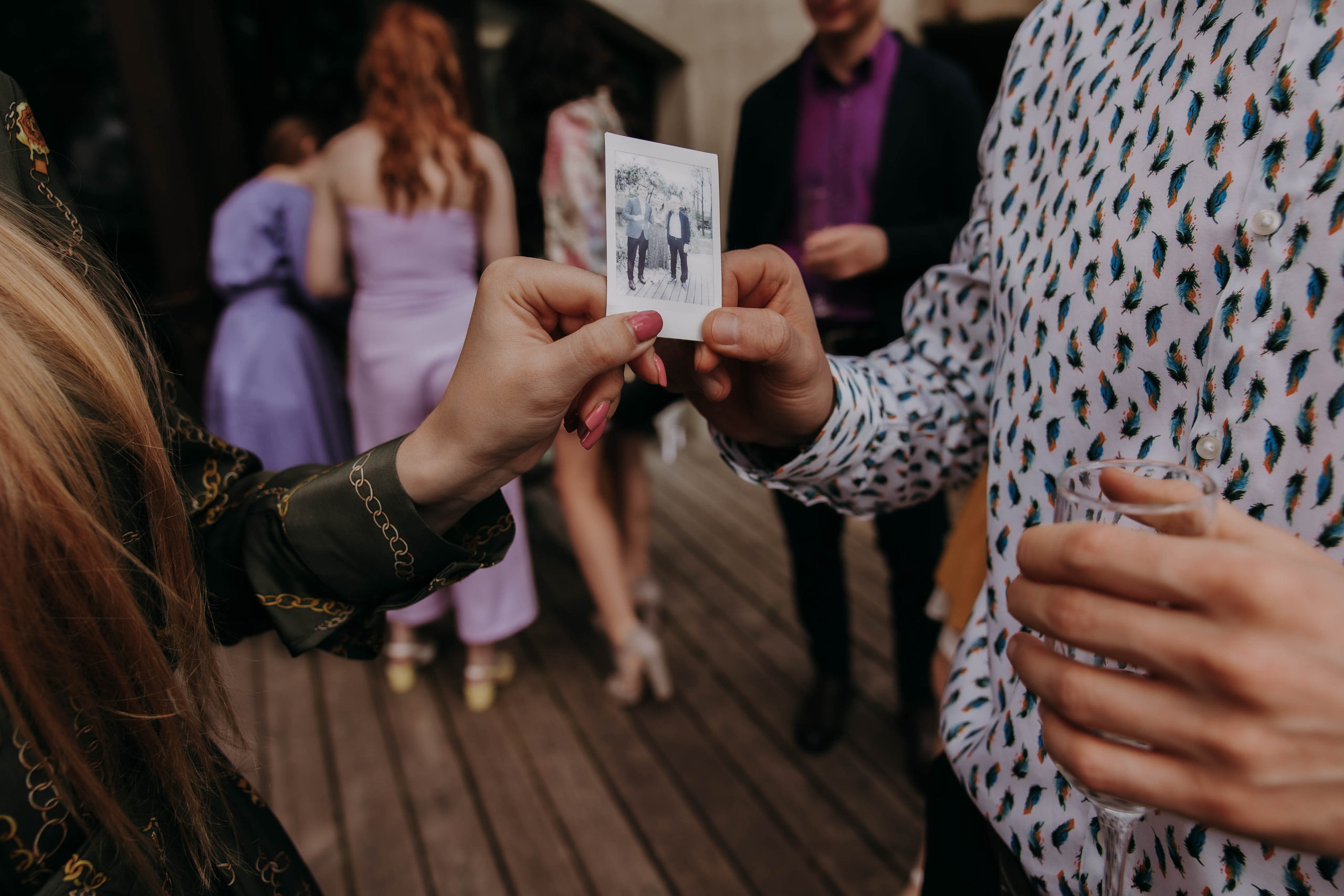 Жаркий тусич. Галерея