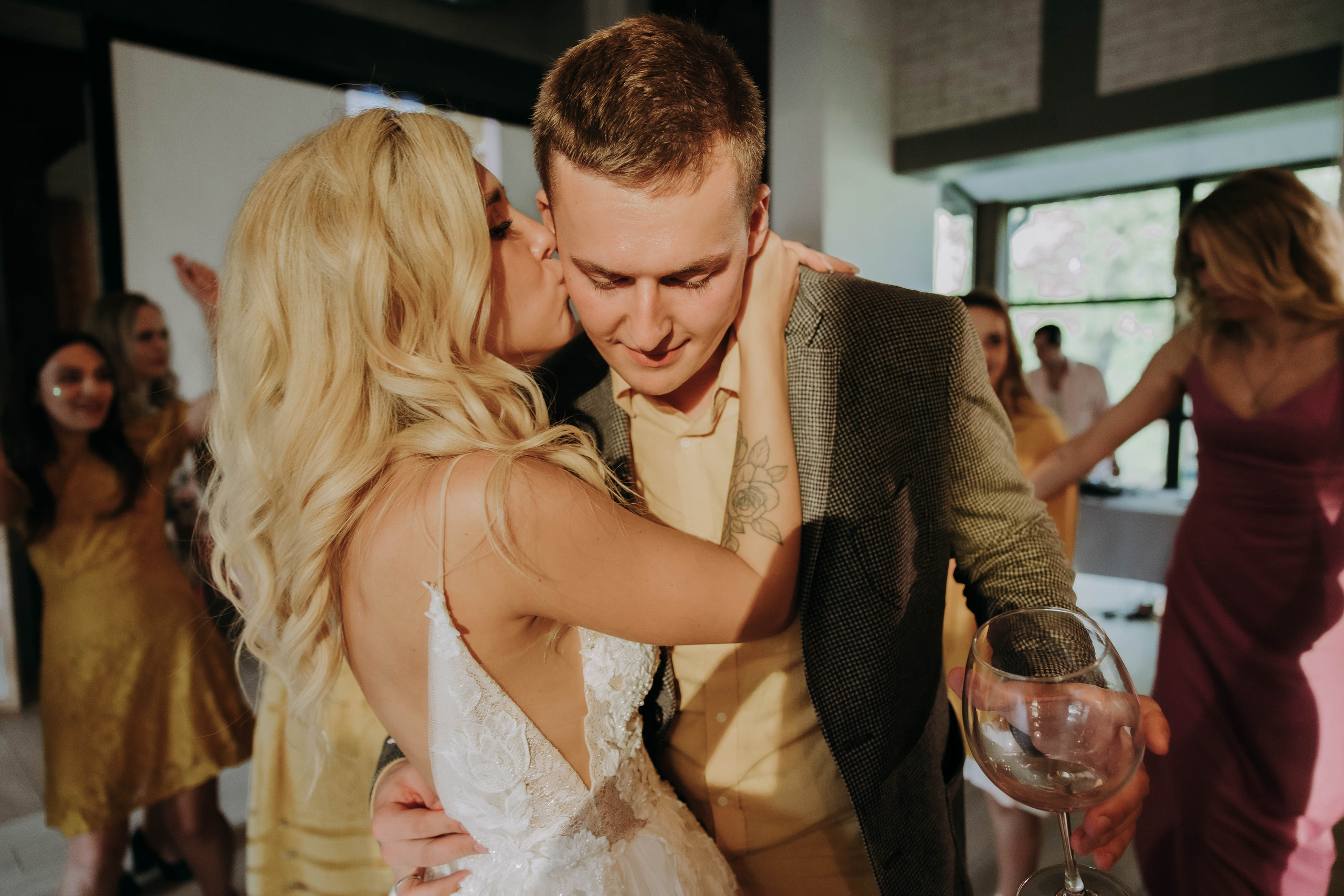 Жаркий тусич. Галерея