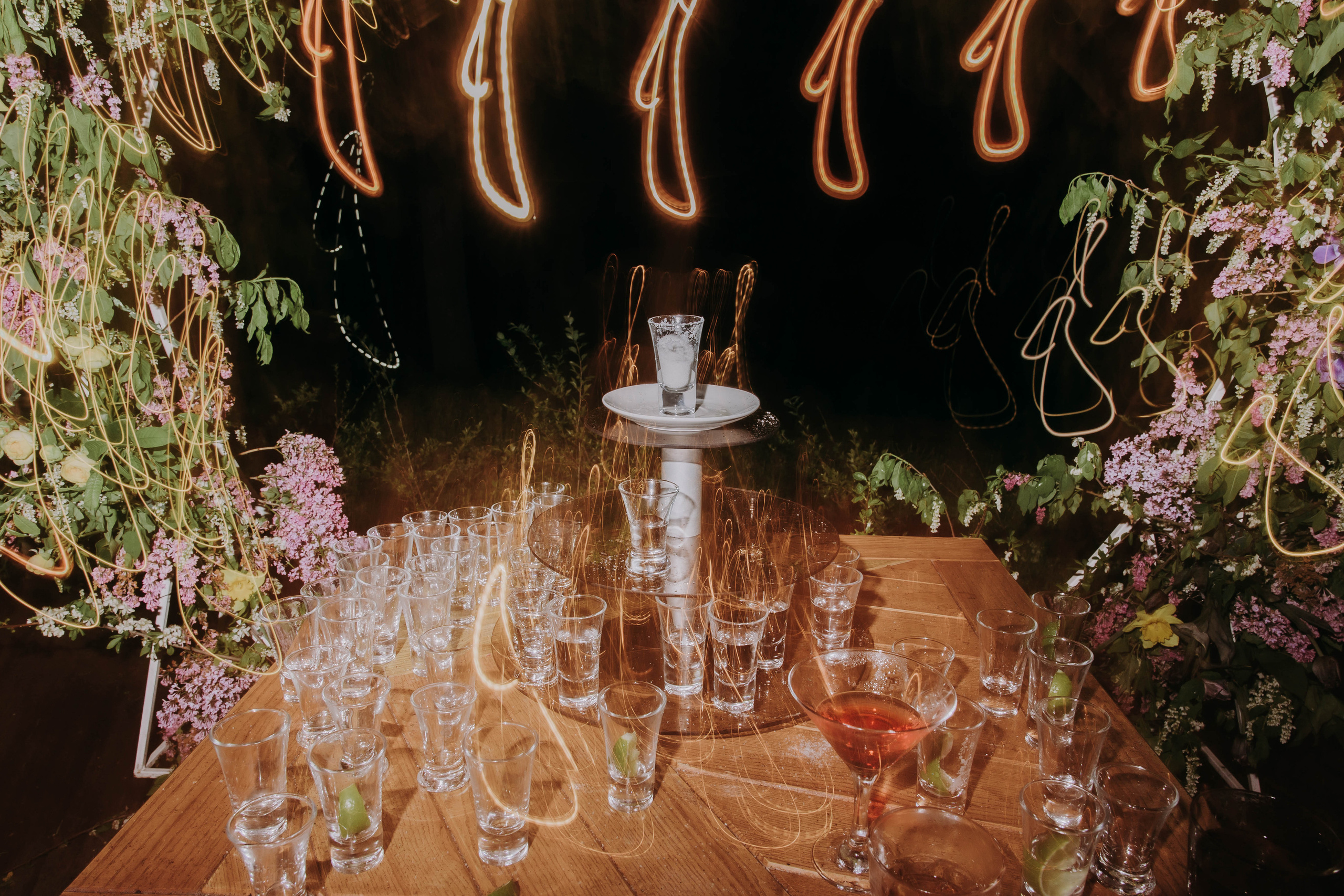 Жаркий тусич. Галерея