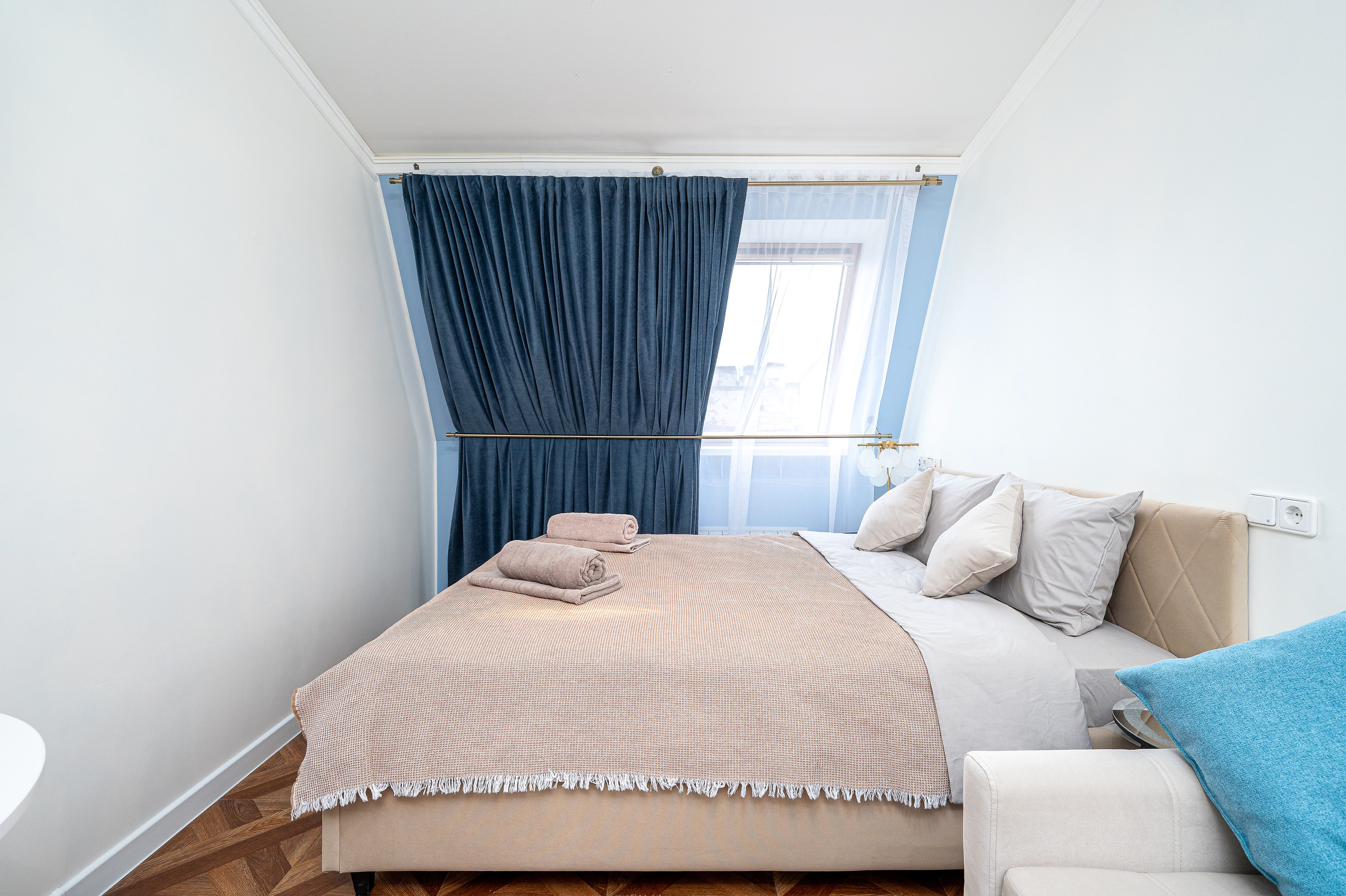 Студия под аренду. Интерьерный фотограф. Фото- видеосъемка недвижимости Санкт-Петербург