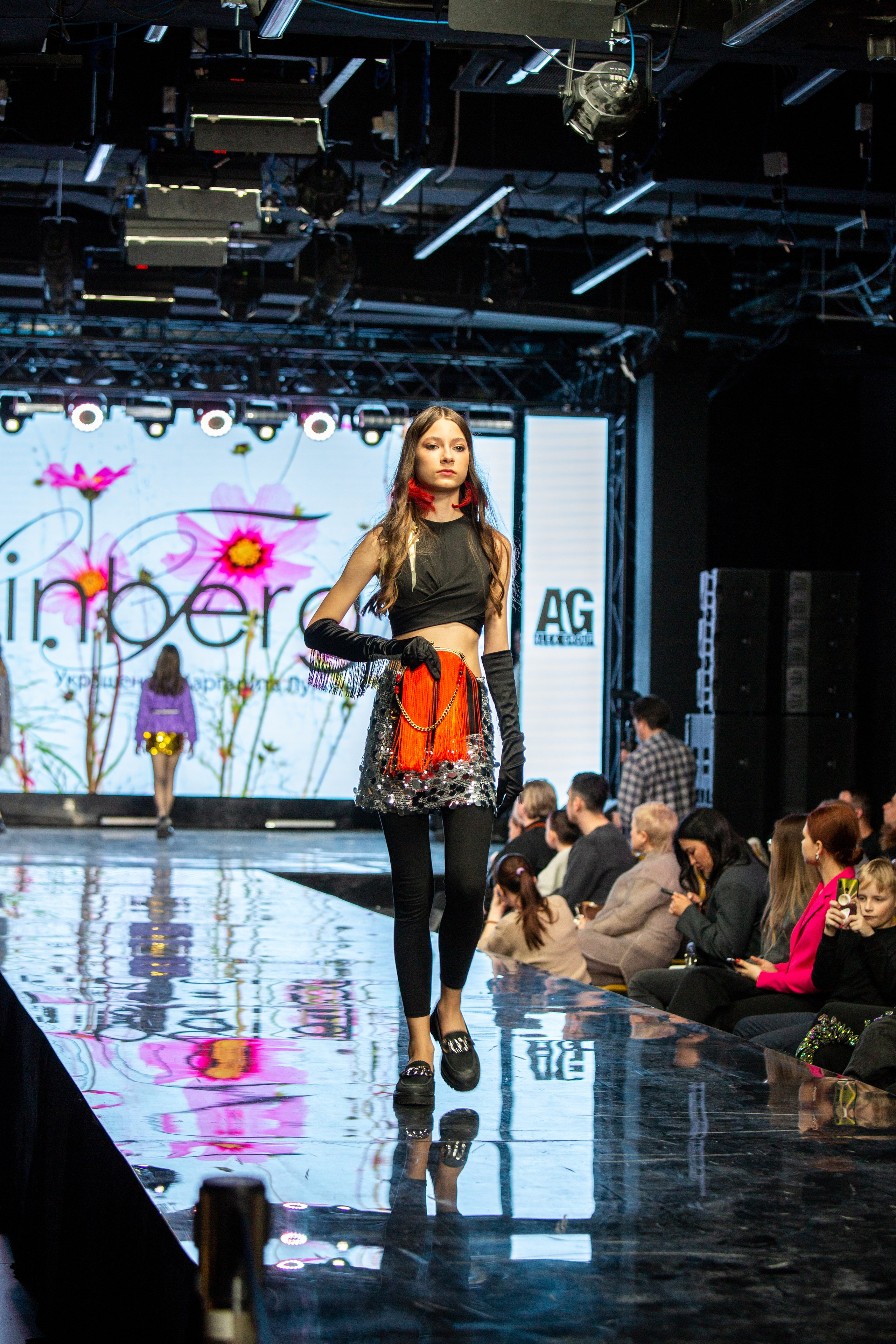 Звезда галактики. Яровит Холл. Репортажный, семейный, свадебный, портретный фотограф