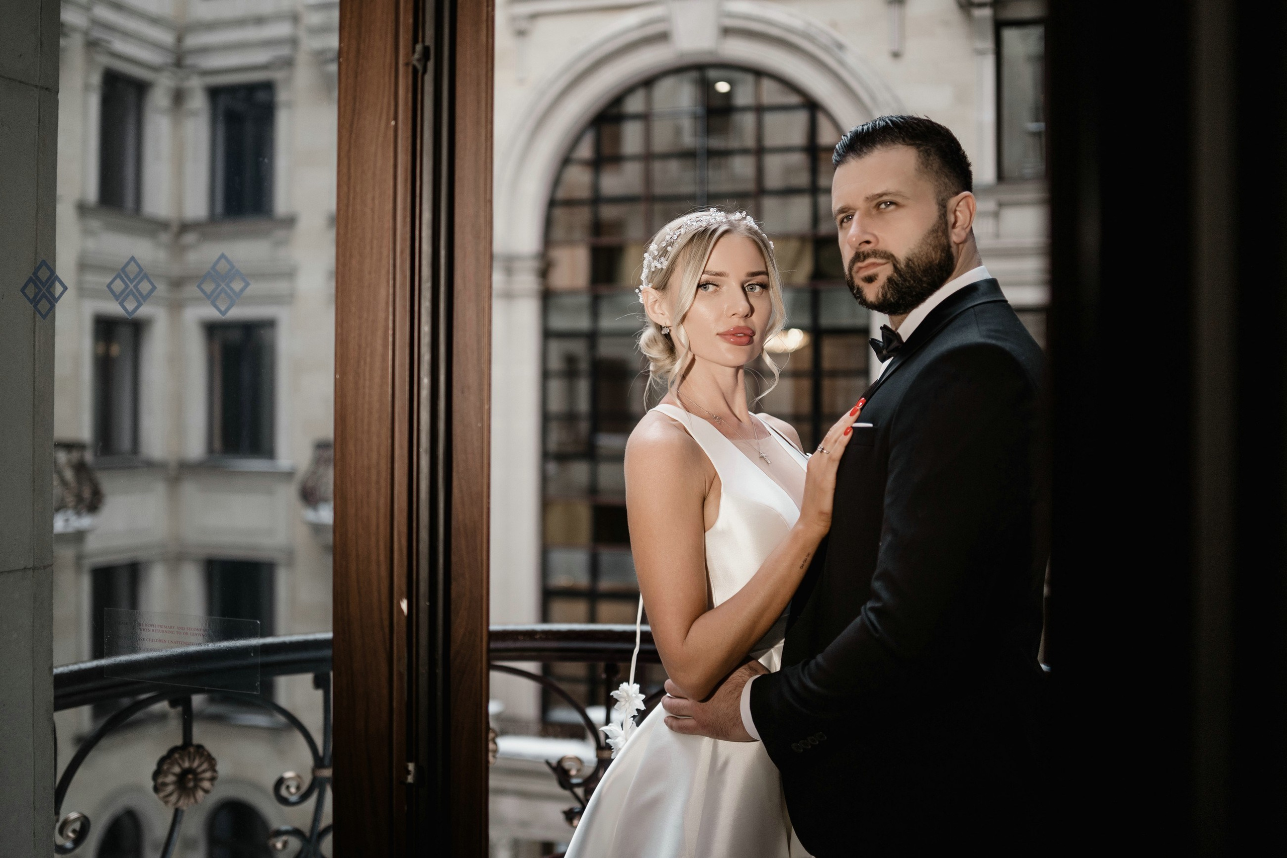 Свадебная фотосессия в отеле St. Regis Москва Никольская. Свадебный и семейный фотограф в Москве Светлана Зоткина