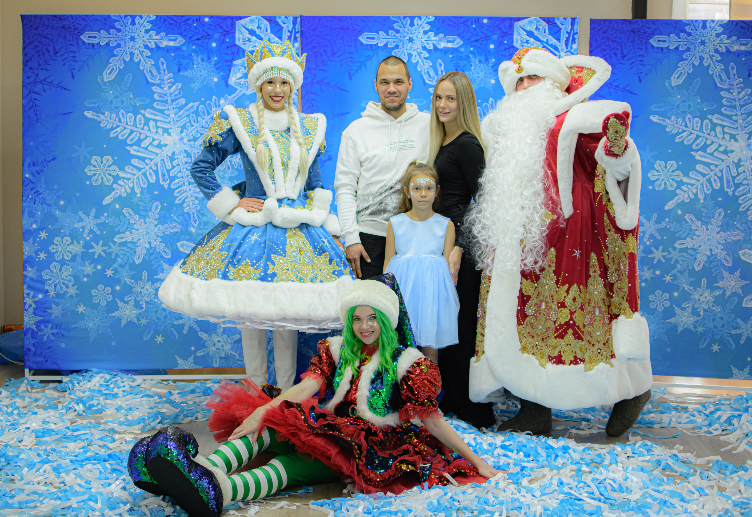 HAPPY NEW YEAR. Photokarish