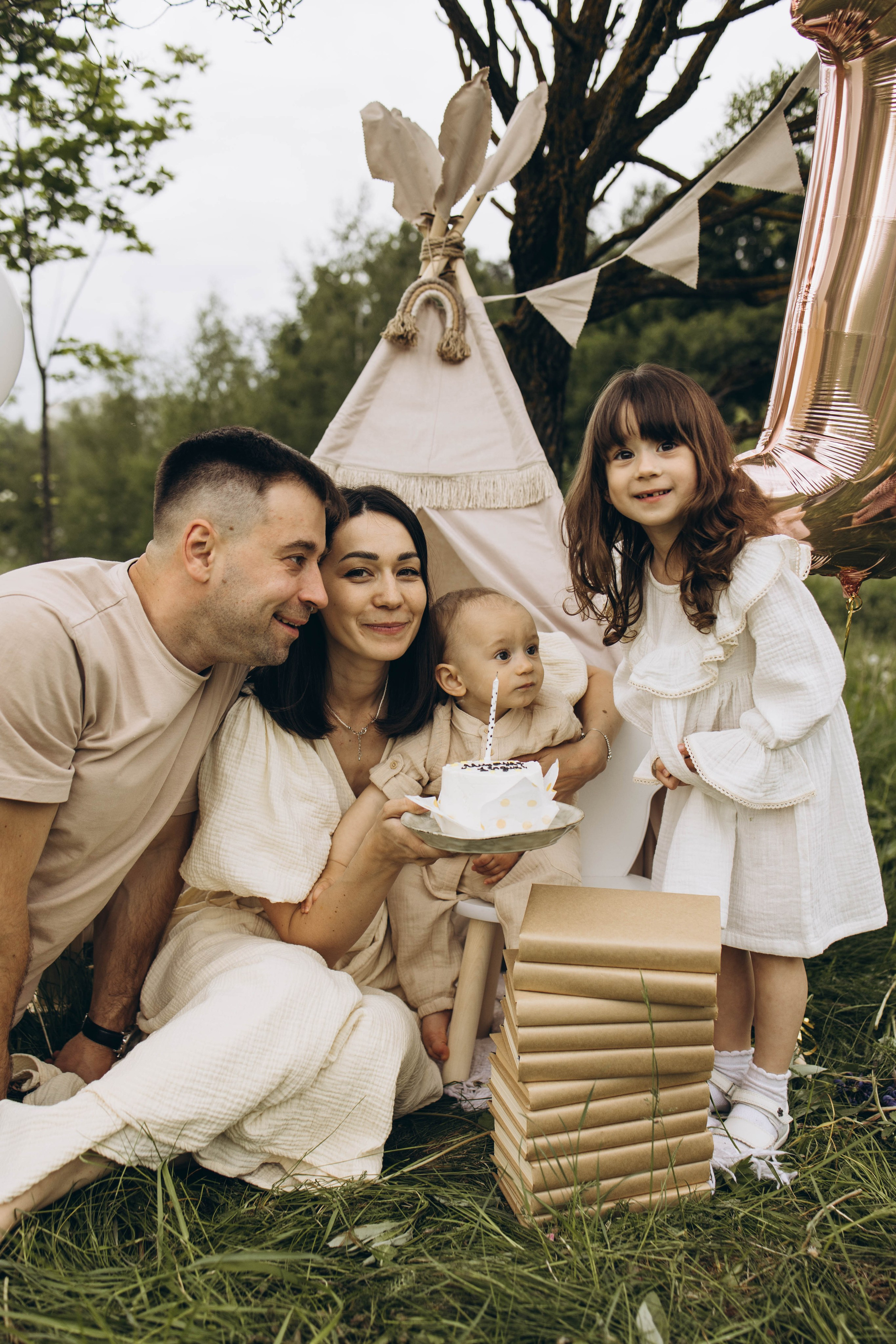 Маша, Женя, Ариана и Мирон. Семейный фотограф в Москве Виктория Ястребинская