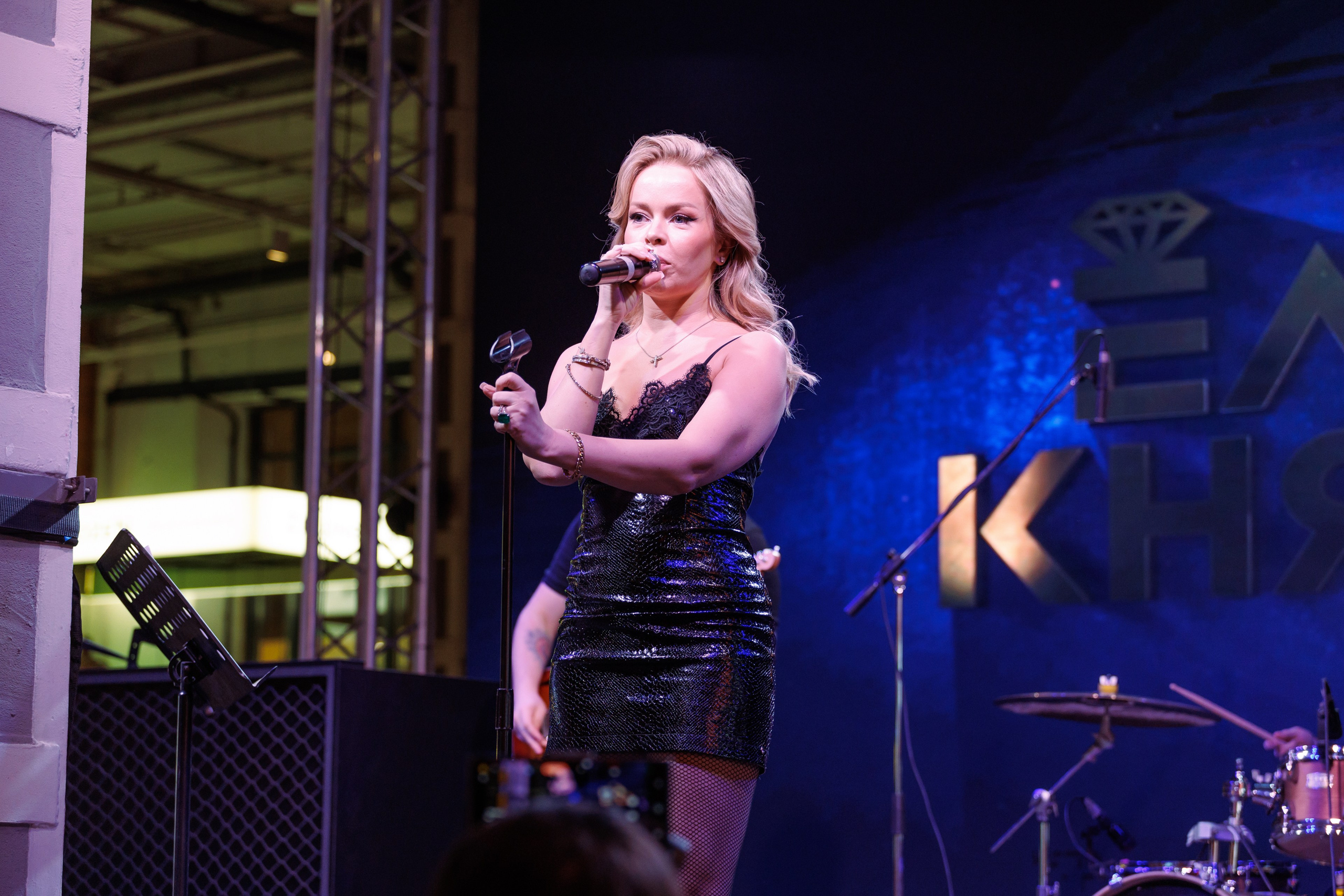 Концерт Елены Князевой (BELKA) в ДЕПО-Белорусская. Фотограф в Москве Дмитрий Емельянов