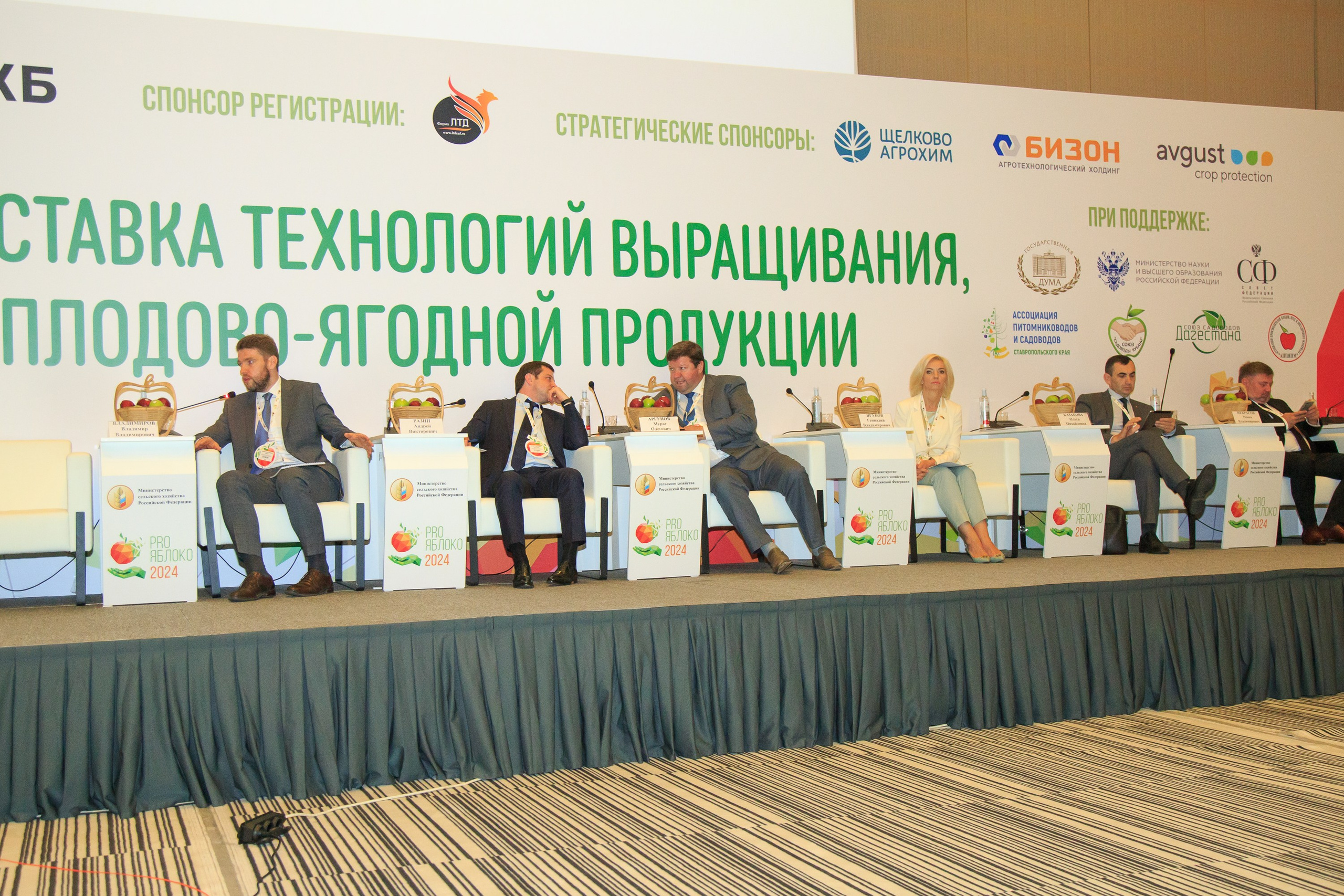 Репортажный фотограф. Репортажная фотосъёмка Минеральные Воды, Пятигорск, Кисловодск, Ставрополь. Репортажный и свадебный фотограф Пятигорск и КМВ