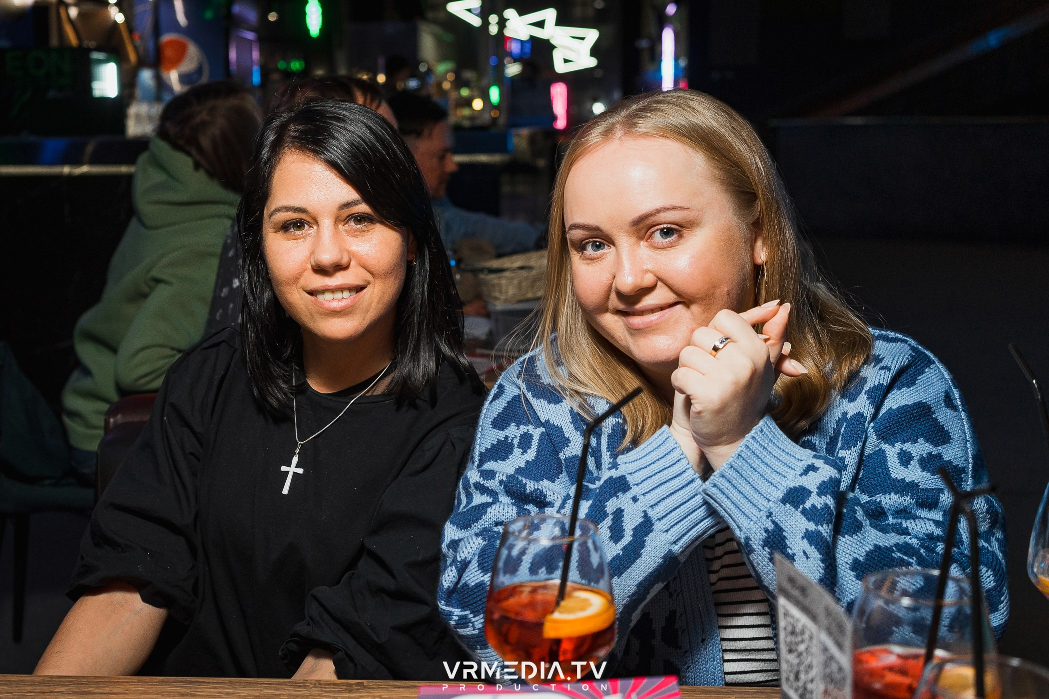 WoW QuiZ в баре «Друзья»