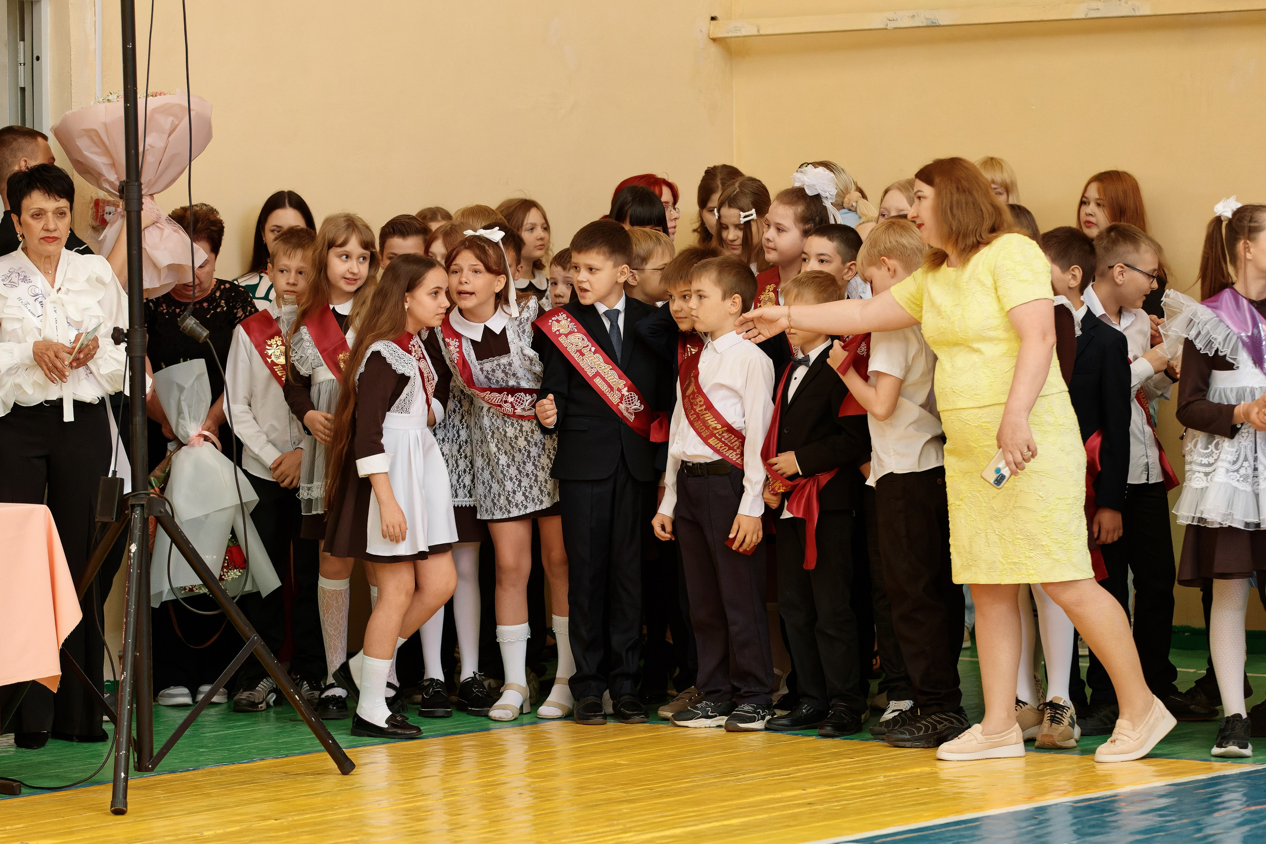 Последний звонок Школа № 42. Семейный фотограф — Макс Белогрудов