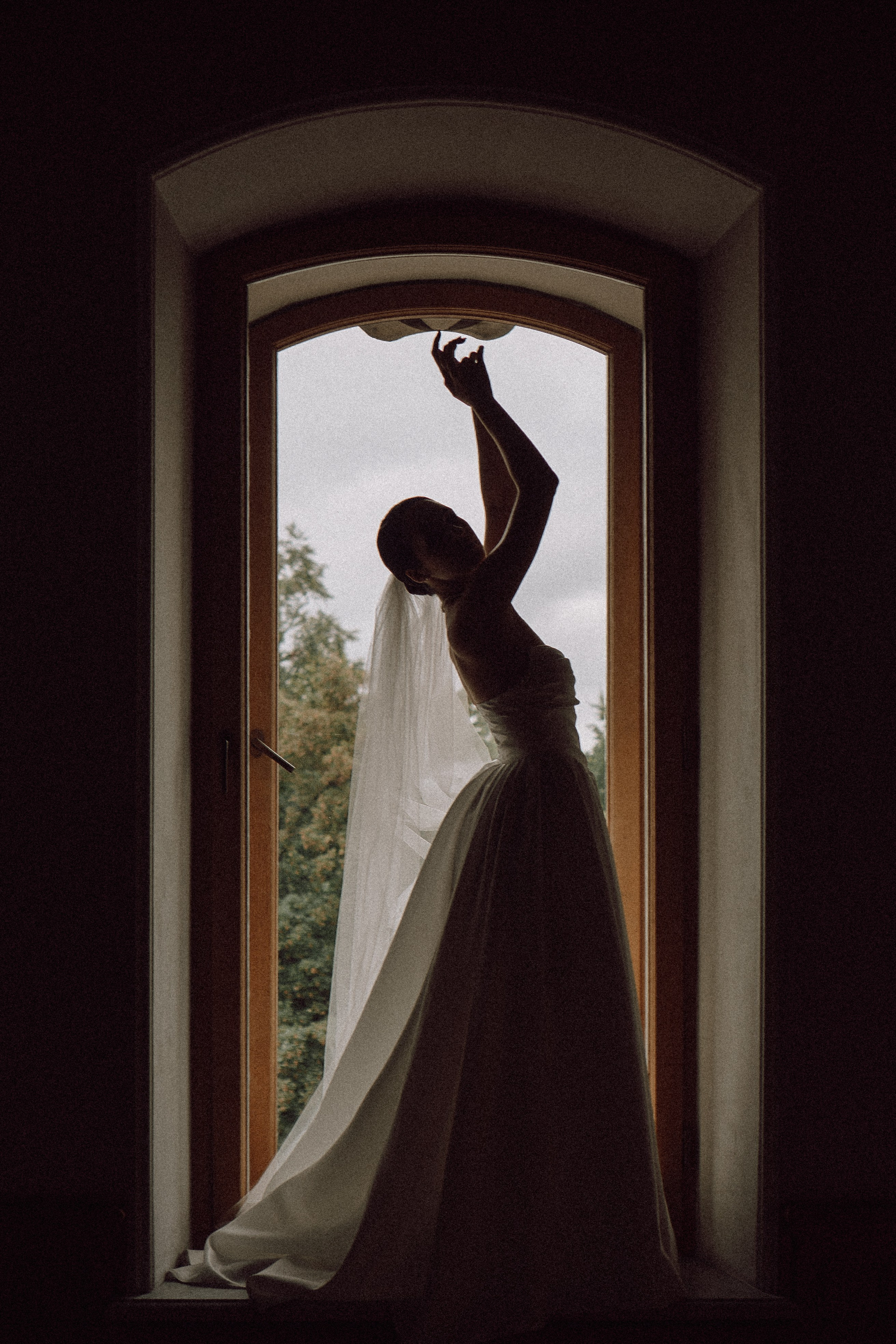 СВАДЕБНАЯ ПРОГУЛКА В САНТК-ПЕТЕРБУРГЕ (ИСАКИЕВСКИЙ СОБОР, ЗИМНЯЯ КАНАВКА, ЭРМИТАЖ И БОЛЬШАЯ МОРСКАЯ УЛИЦА). Профессиональный фотограф, Санкт-Петербург — Виктория Богомолова