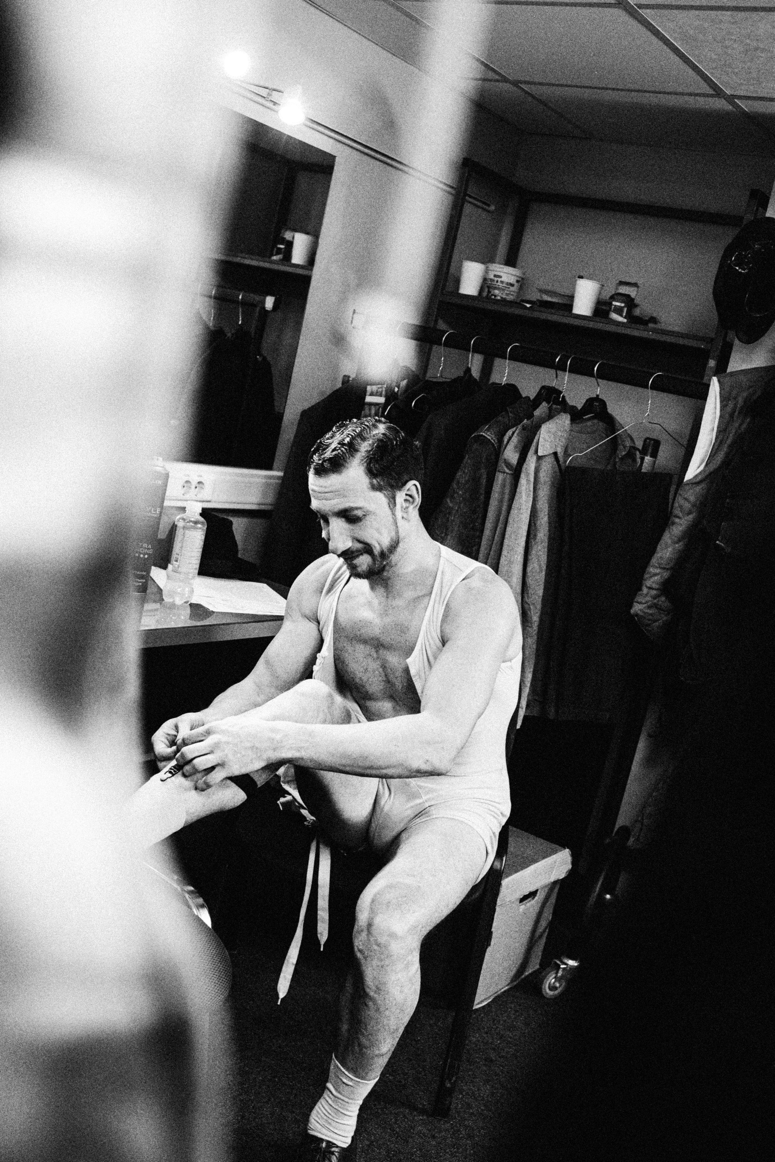 Theatre backstages. Portrait and backstage photographer Nina Crane