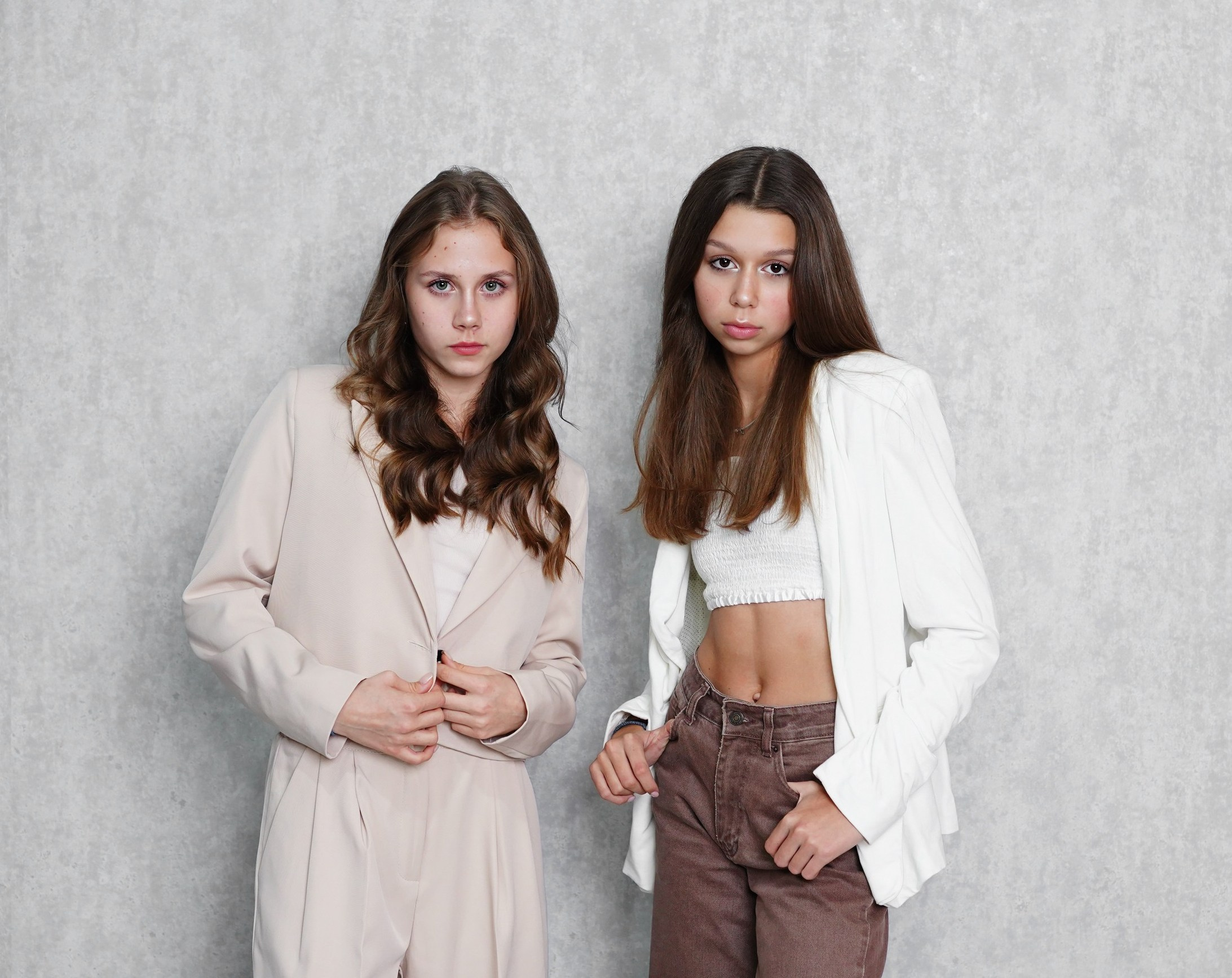 Образы. MEMENTO.Выпускные альбомы, школьные, юбилейные и другие книги. Ростов-на-Дону