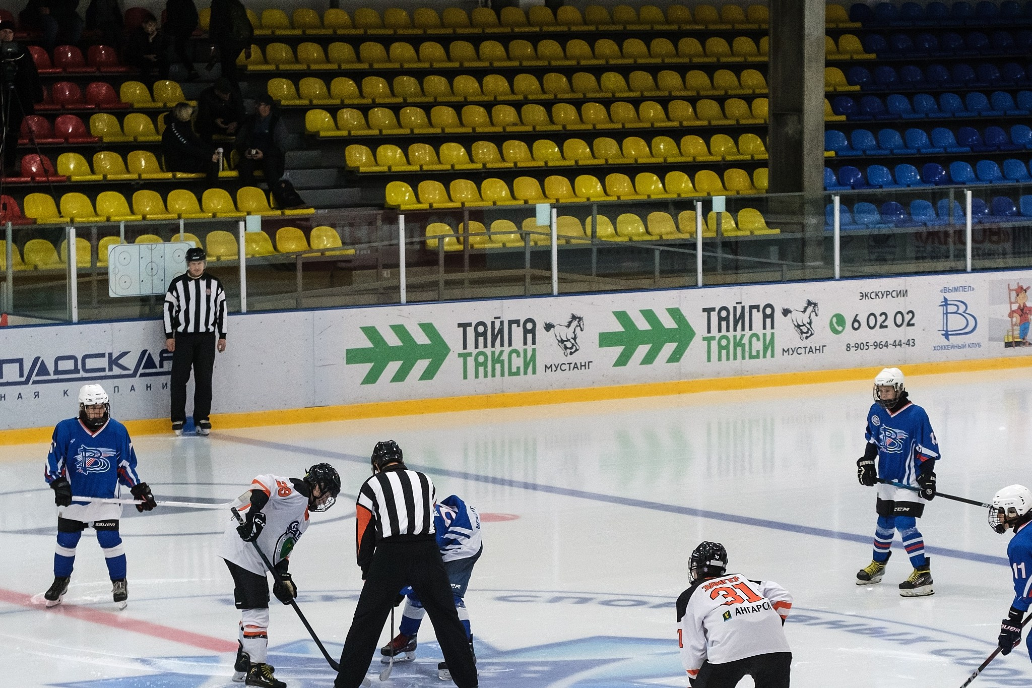 Хоккейный матч Вымпел-2011 (Междуреченск) vs Ермак (Ангарск) — фотограф в Междуреченске Никита Максимов