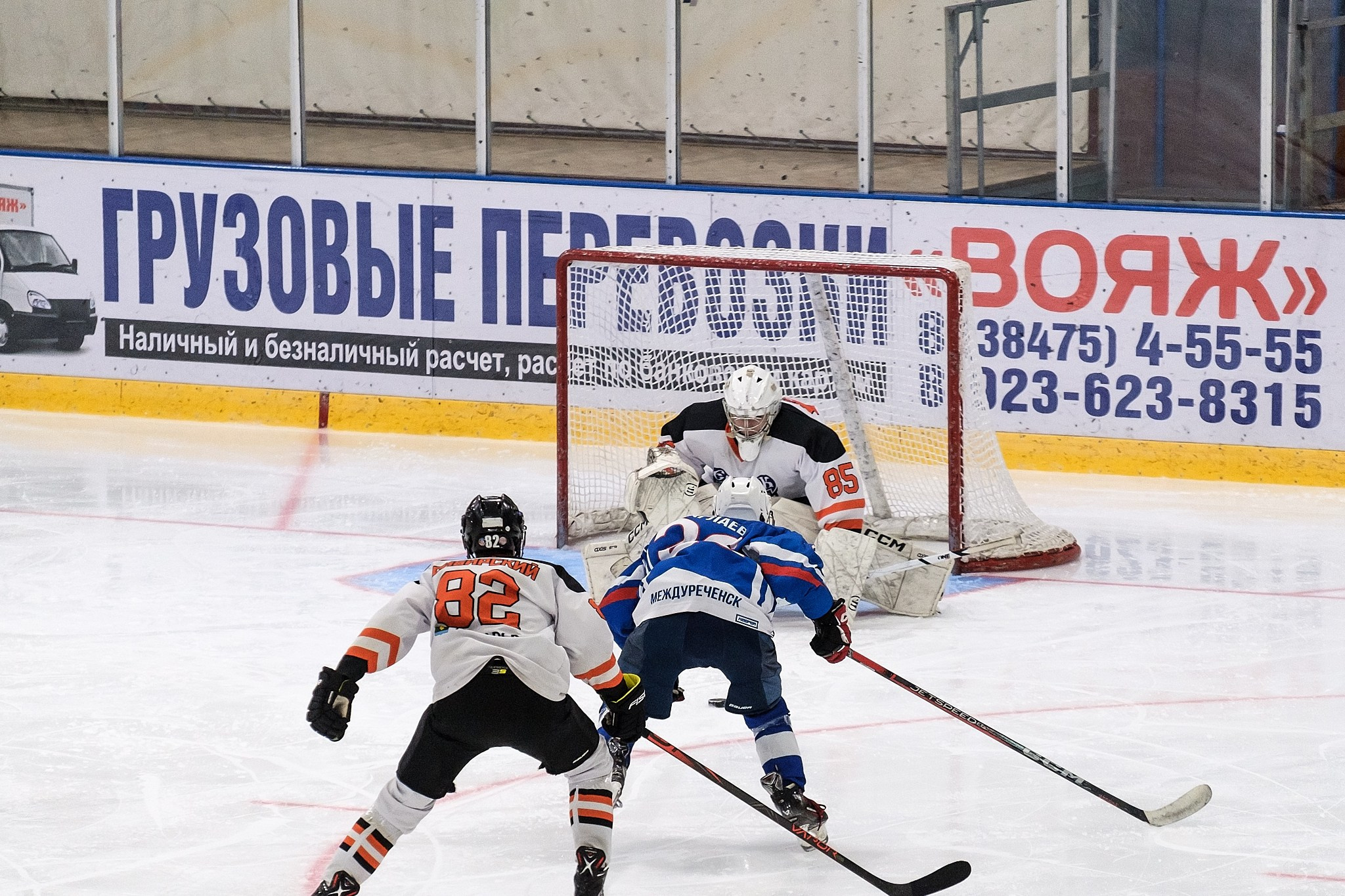 Хоккейный матч Вымпел-2011 (Междуреченск) vs Ермак (Ангарск) — фотограф в Междуреченске Никита Максимов