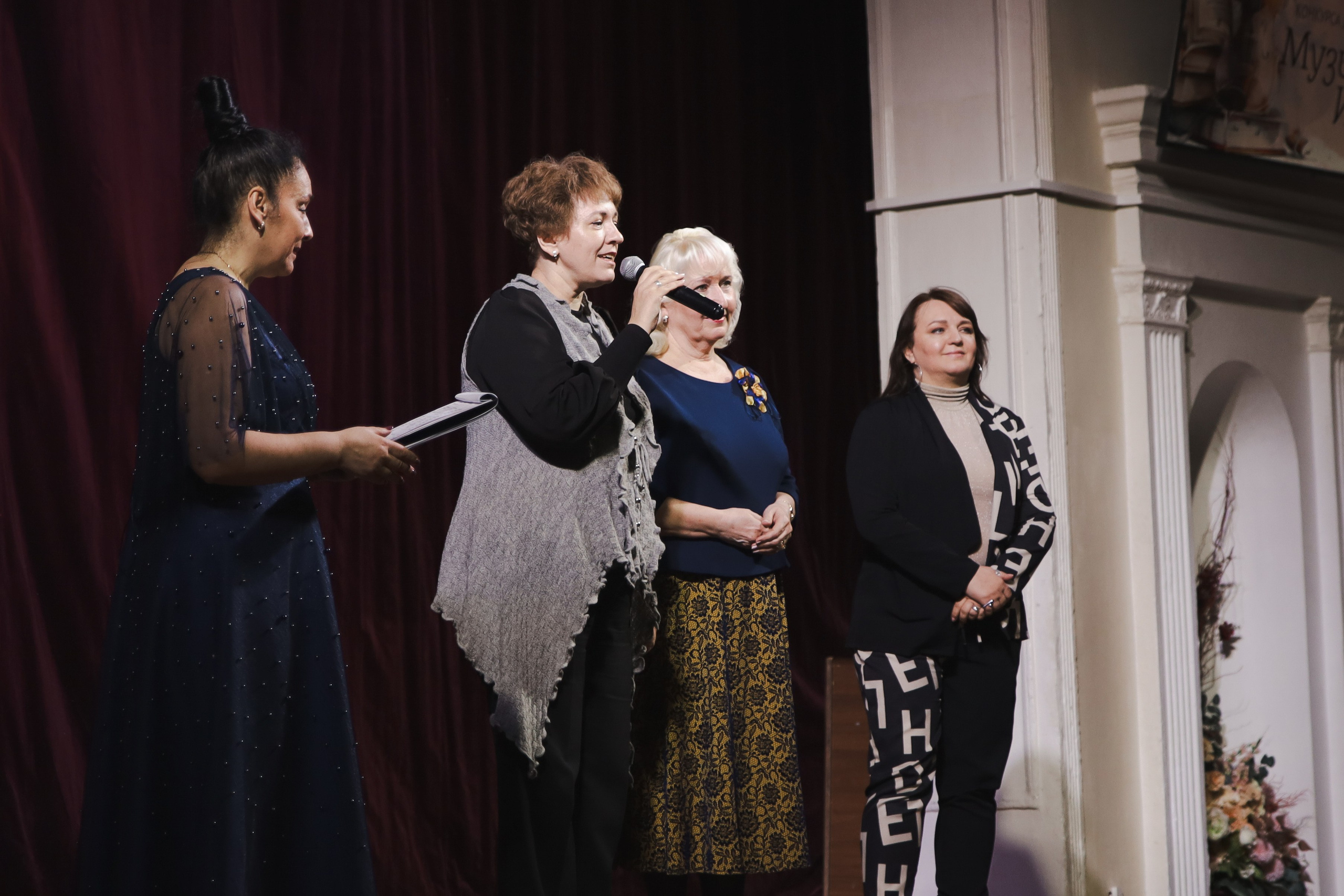 Фотоотчет с награждения стипендиатов города Липецка