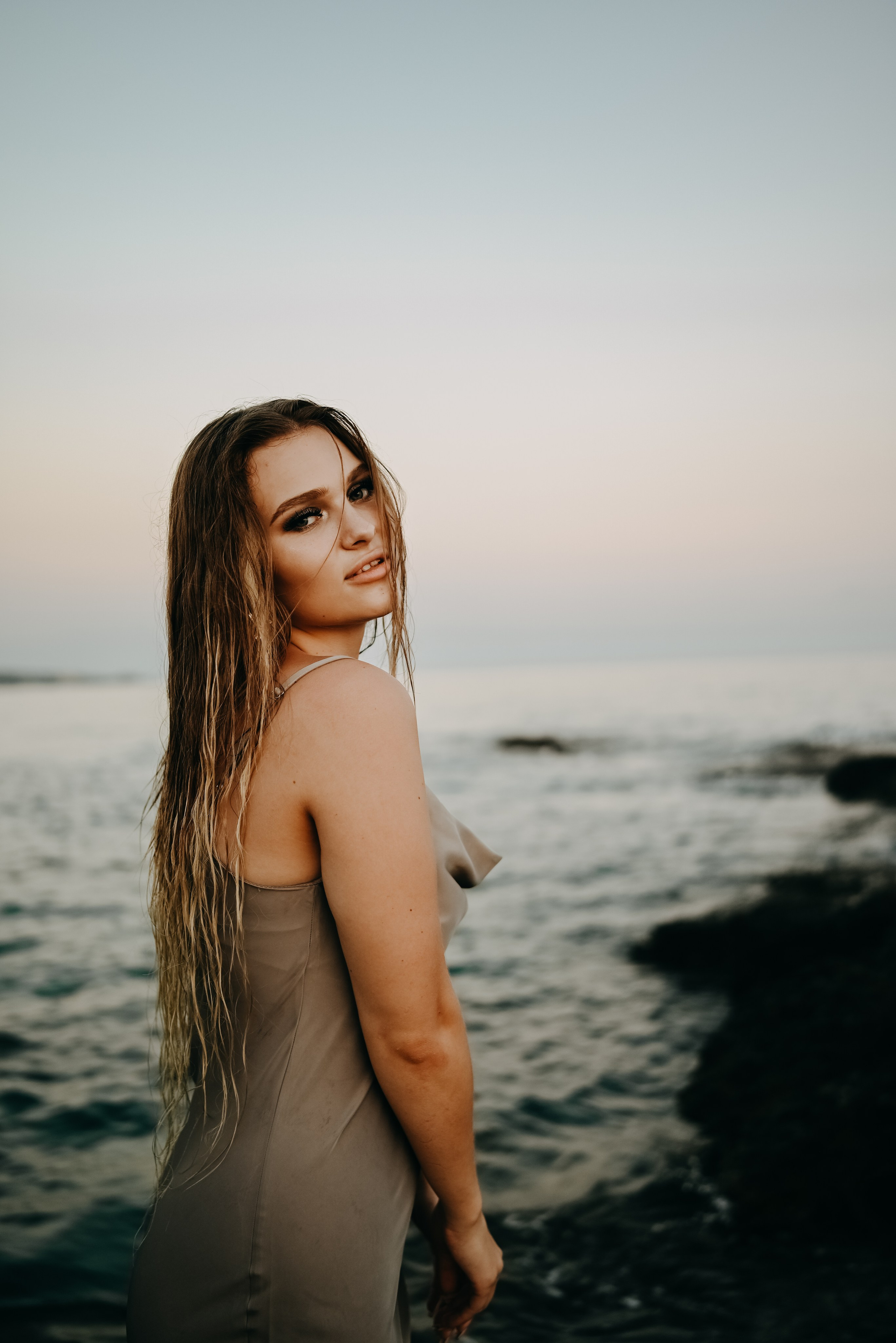 Портретная фотосессия на море. Портретный и свадебный фотограф в Тбилиси • xeniqo