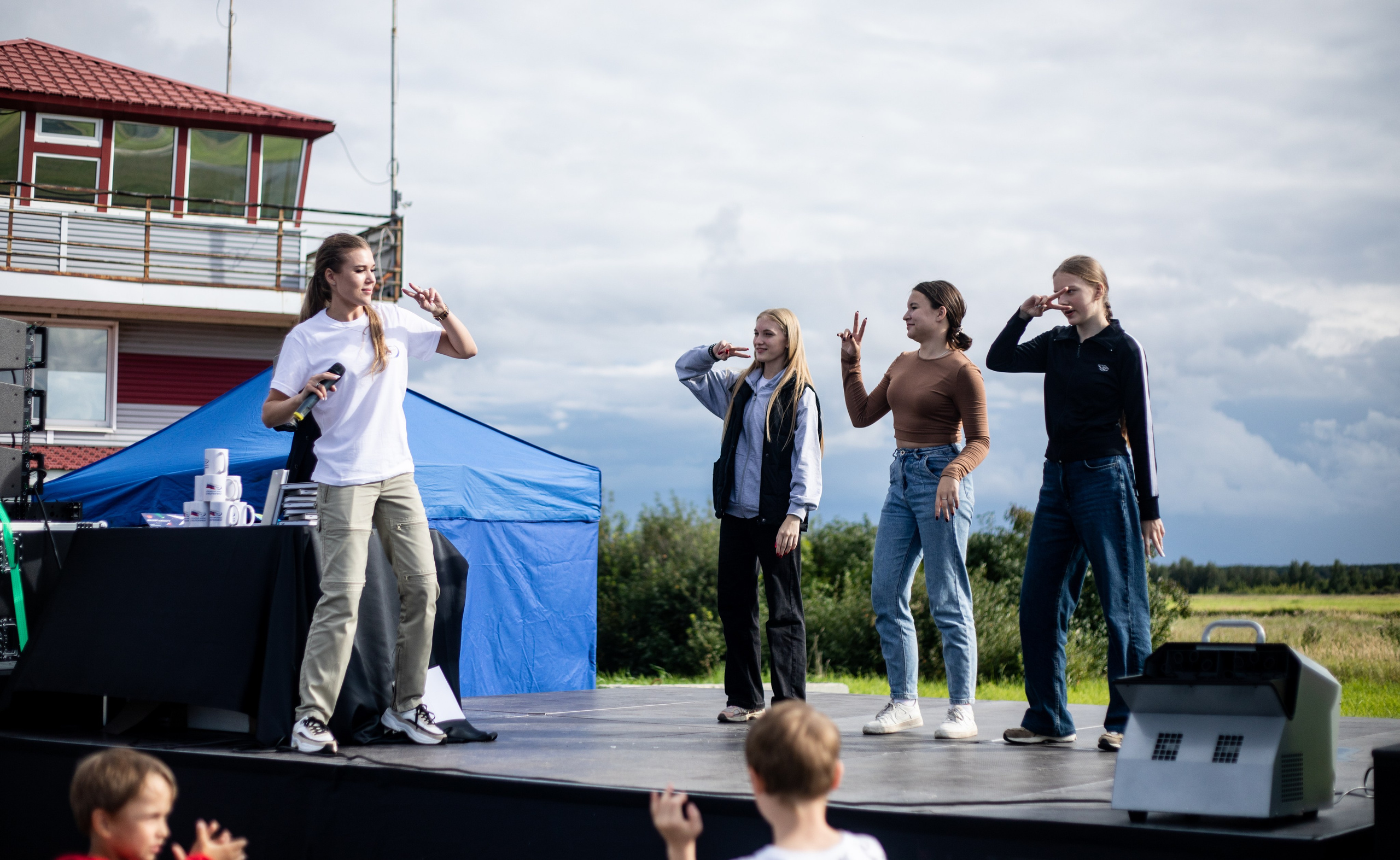 УЗСТ- Корпоративный тимбилдинг на аэродроме. Репортажный и свадебный фотограф в Челябинске Елисеев Павел