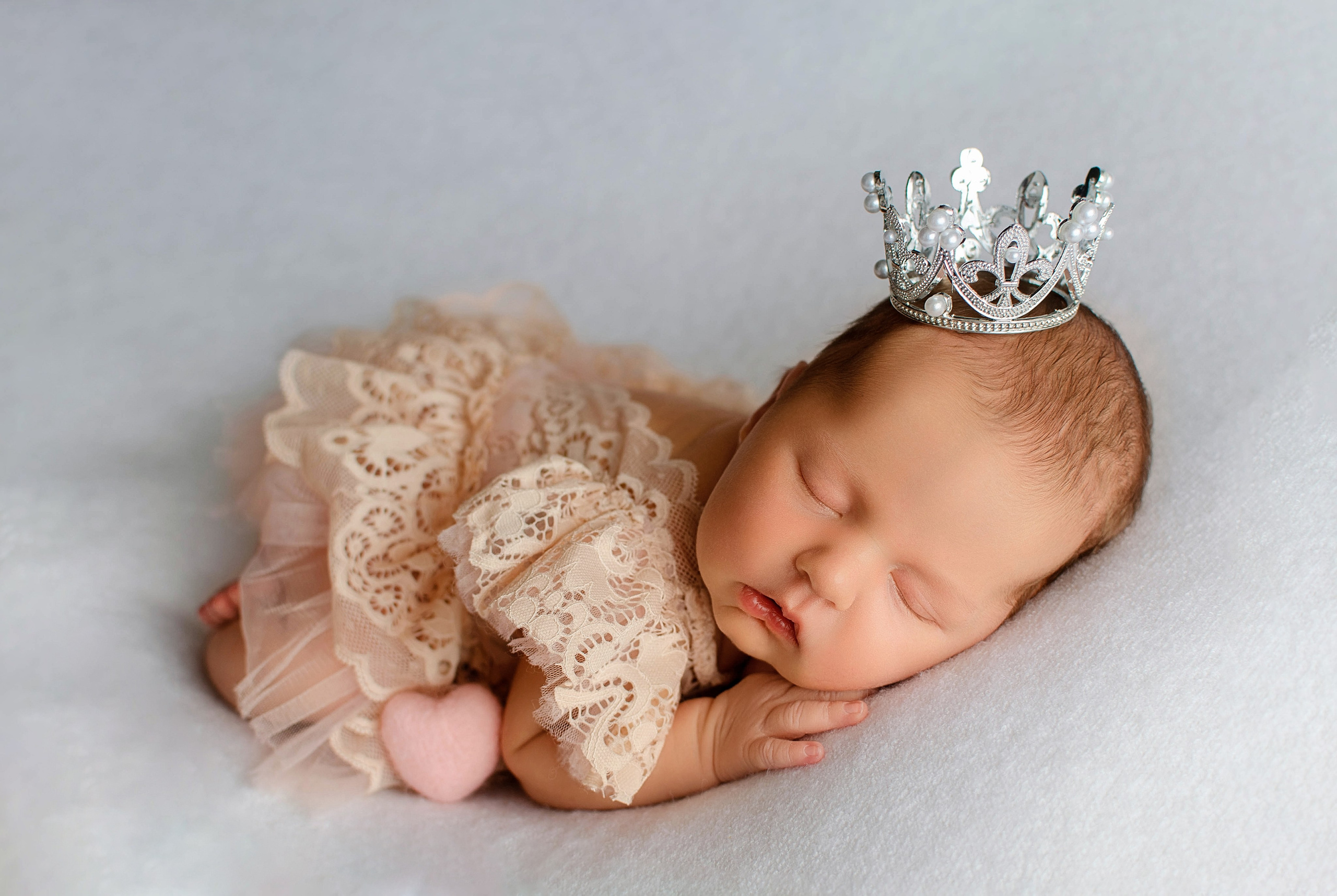 Классический Newborn. Фотограф новорожденных в городе Пермь Карачева Юлия