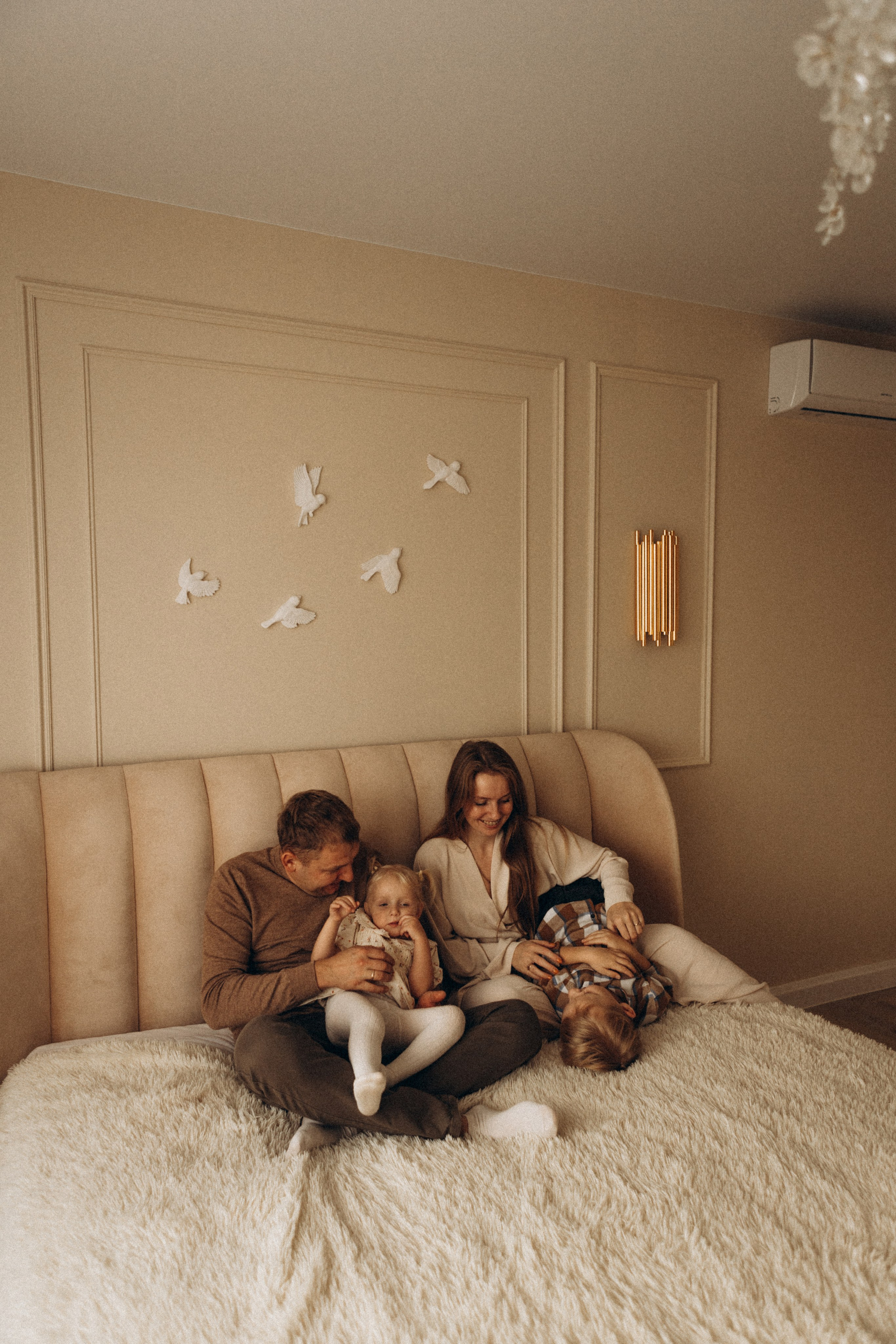 Таня, Вася, Саша и Лена