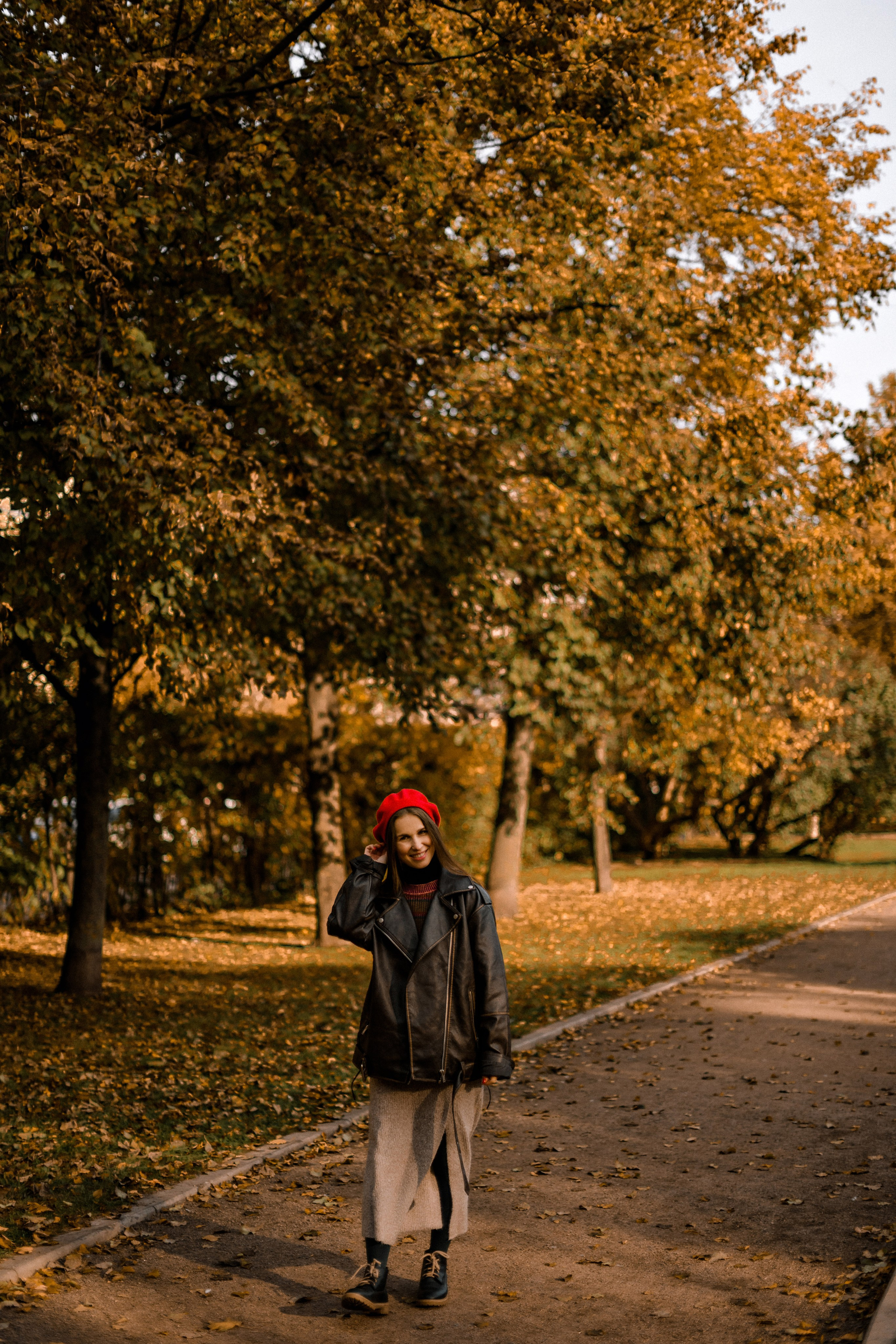 Люба и Коля. Осень на Петроградке. Свадебный фотограф в Санкт-Петербурге София Шубик