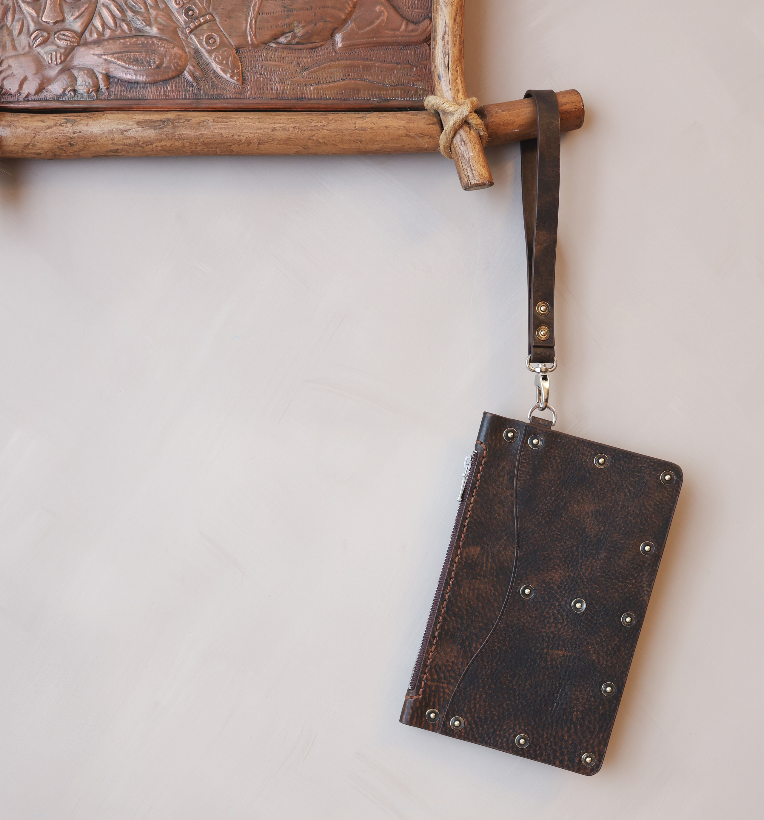 Клатч Grunch. Мастерская авторских аксессуаров из кожи в Уфе Hecho a mano