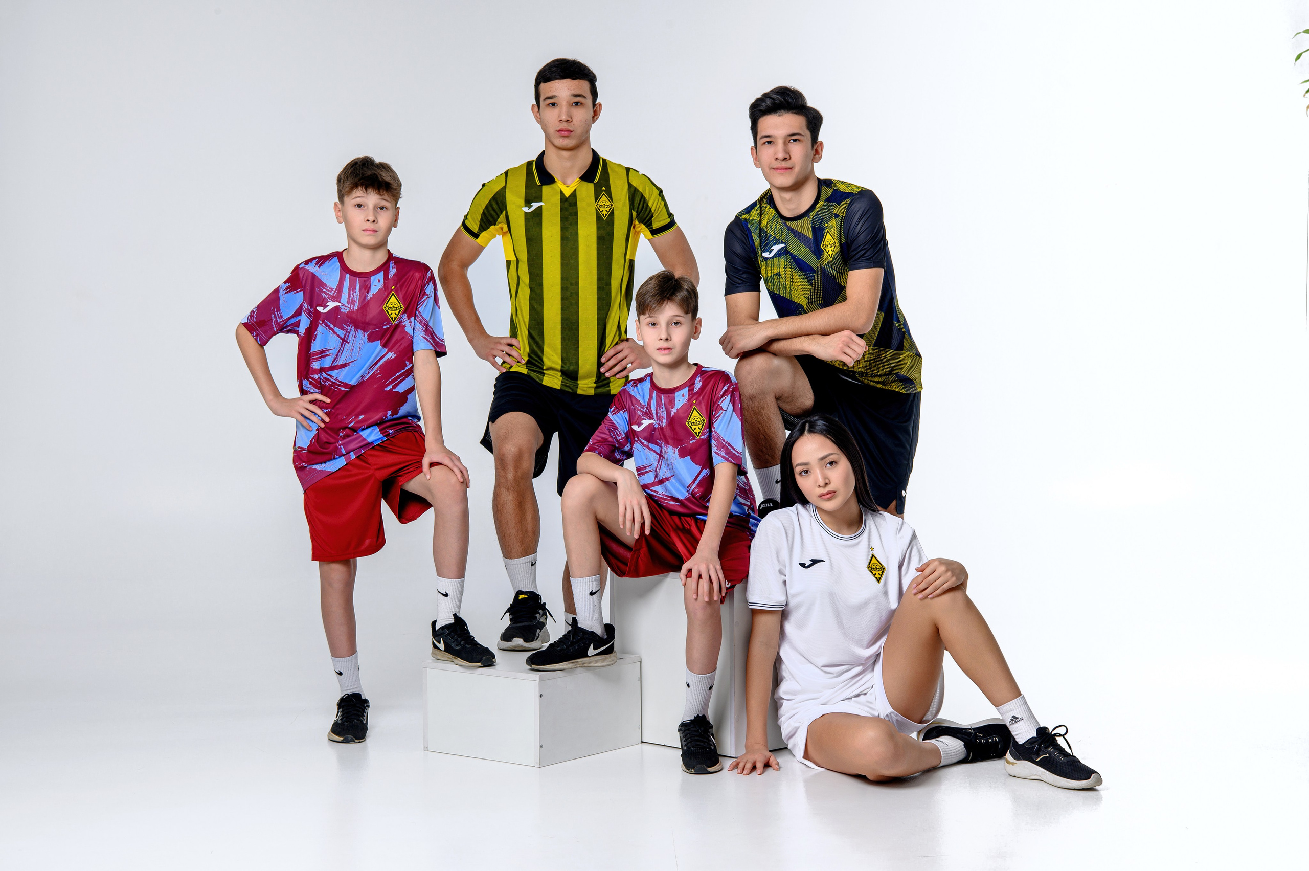 Каталоги и Реклама. Елена Северина фотограф, Алматы: репортаж (спорт, концерты, конференции), предметная и фуд-съёмка, портреты, каталоги, фэшн, ретушь