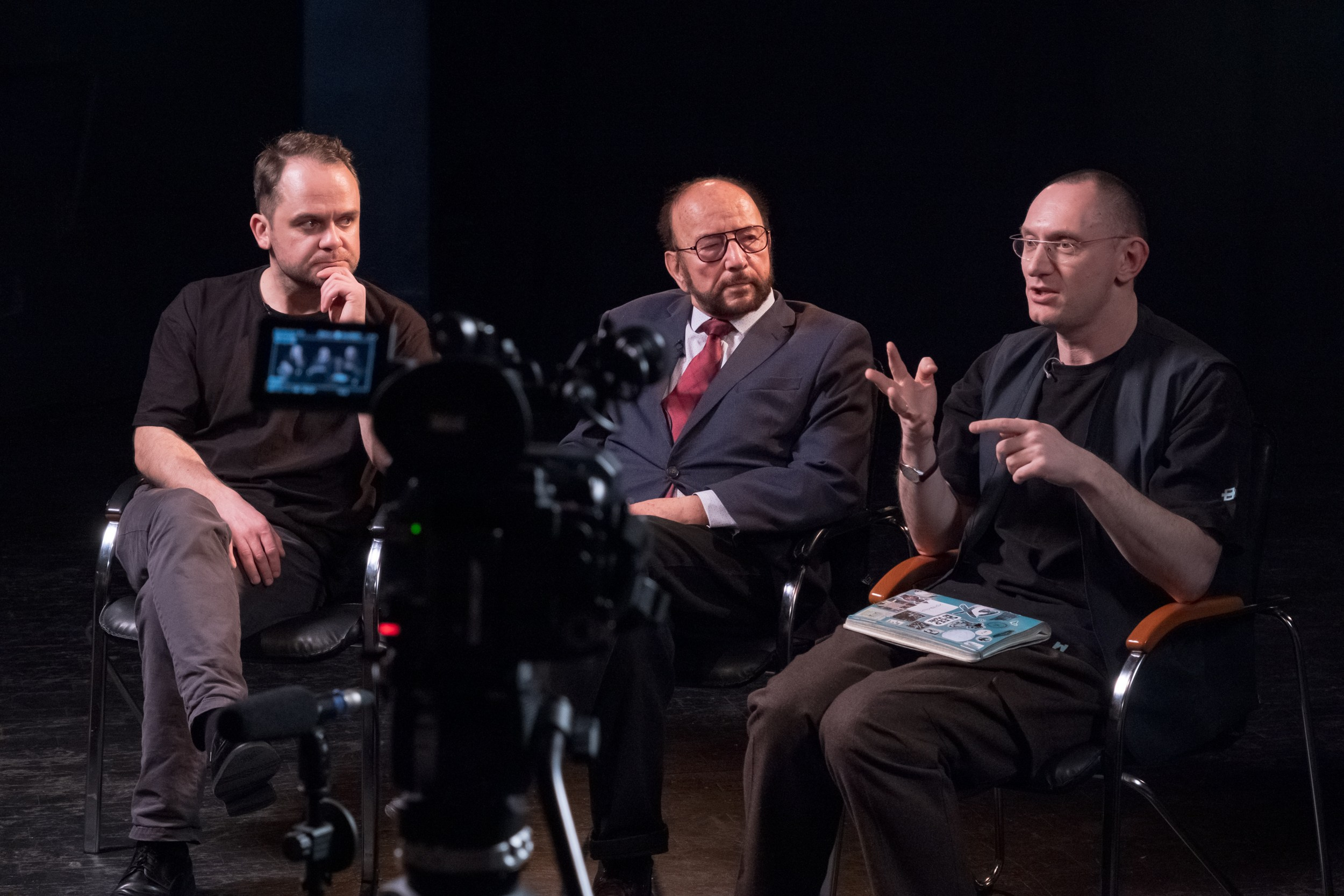 Видеокнига этюдного метода Вениамина Михайловича Фильштинского для социально-художественных проектов. Фотограф в Санкт-Петербурге и Москве Юлия Паршакова